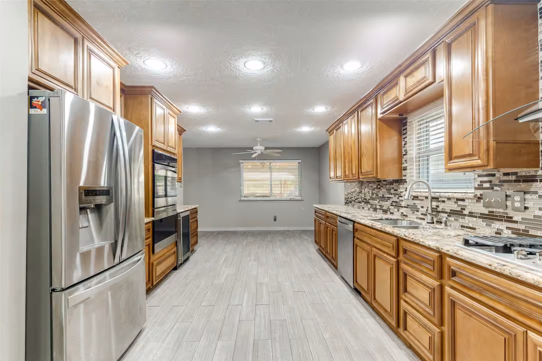 Photo 4 of 28803 Raestone Street, Spring, TX