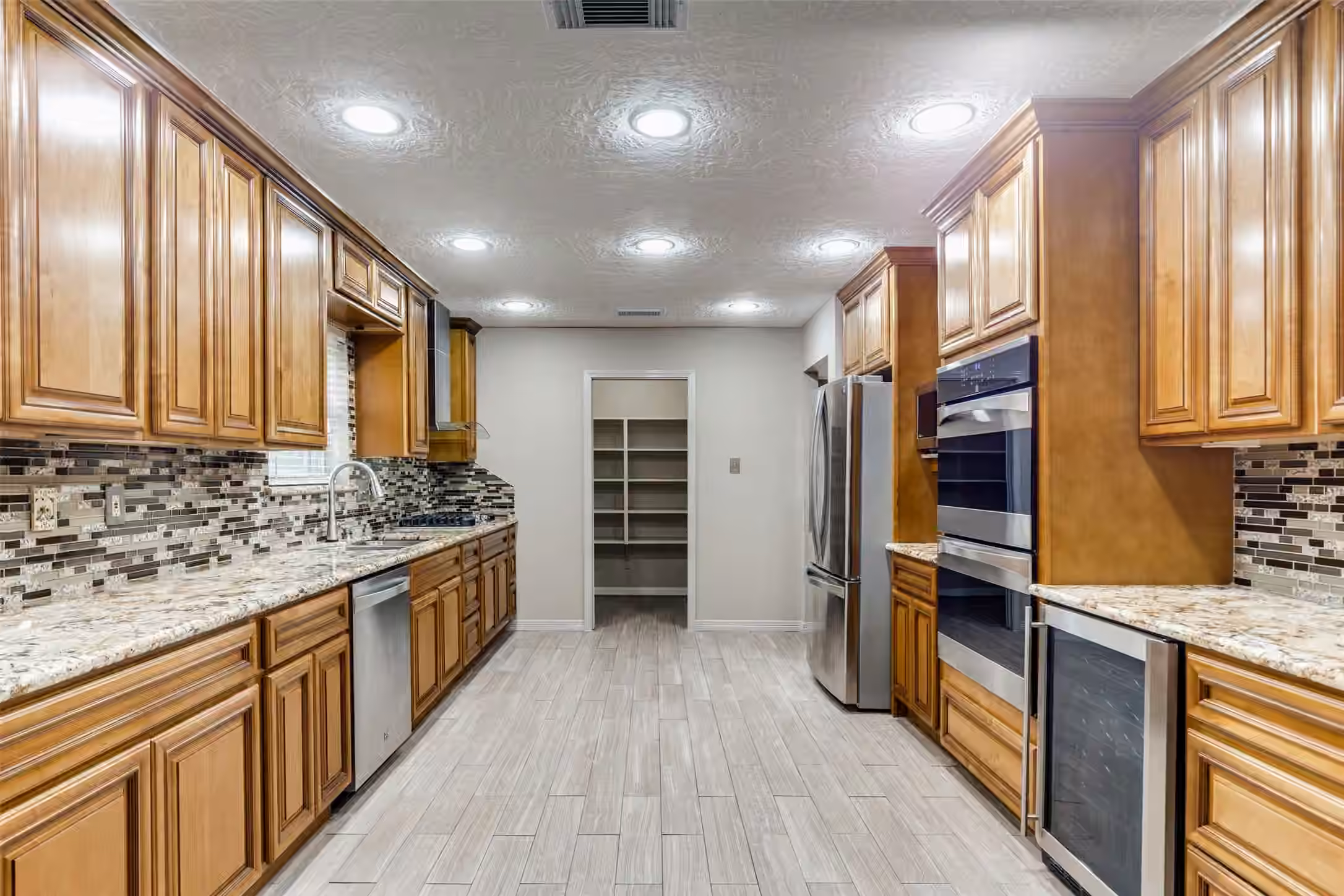 Photo 6 of 28803 Raestone Street, Spring, TX