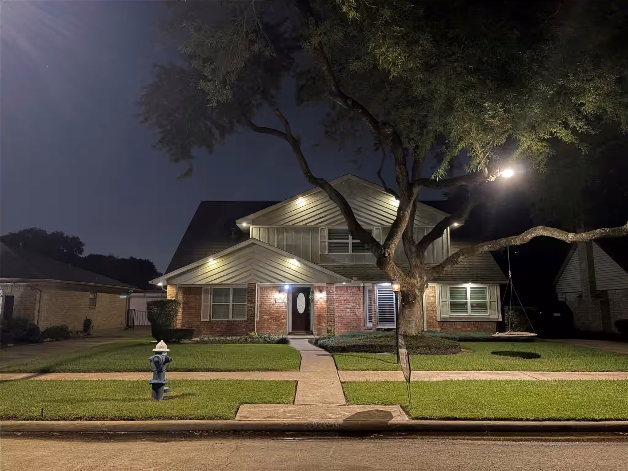 Photo 4 of 9223 Petersham Drive, Houston, TX
