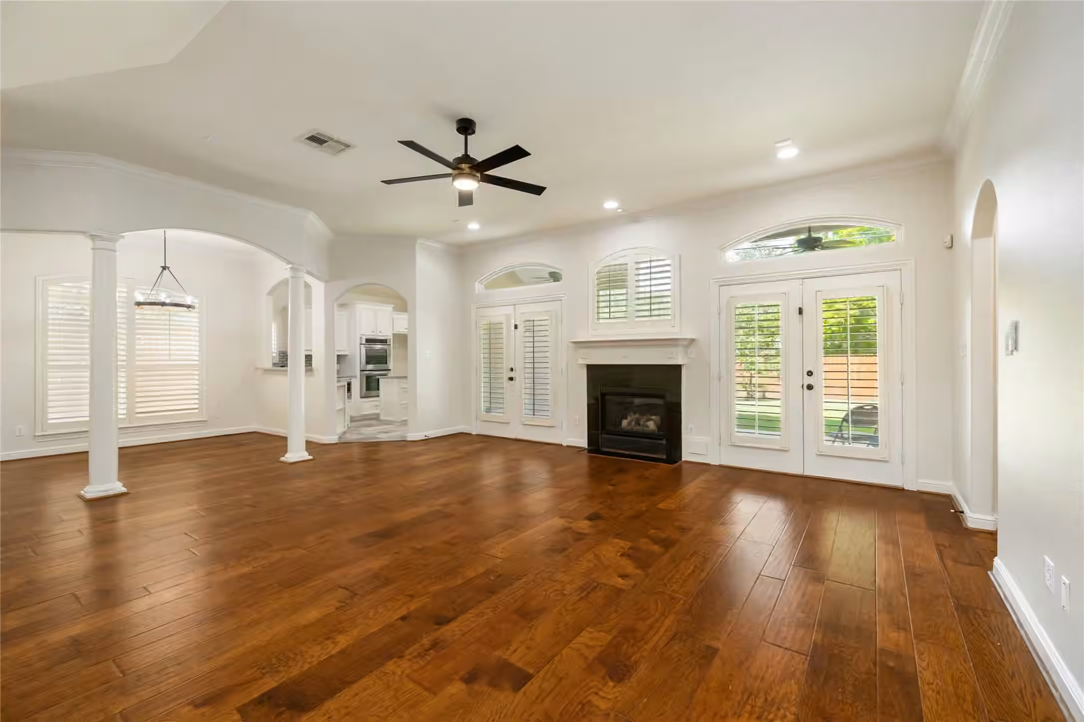 Photo 7 of 9406 Bevlyn Drive, Houston, TX