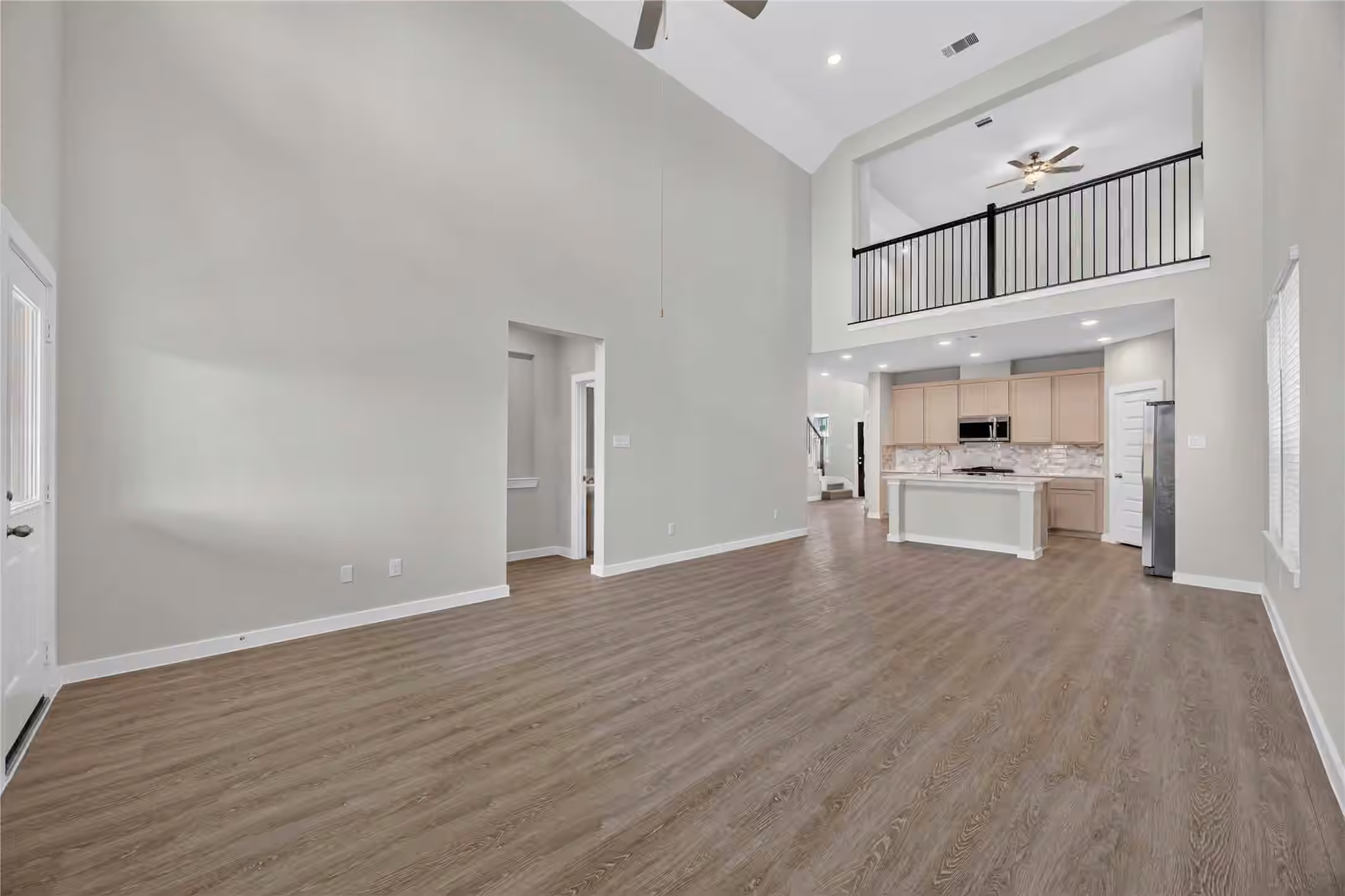 Photo 4 of 530 Tejas Village Parkway, Beasley, TX