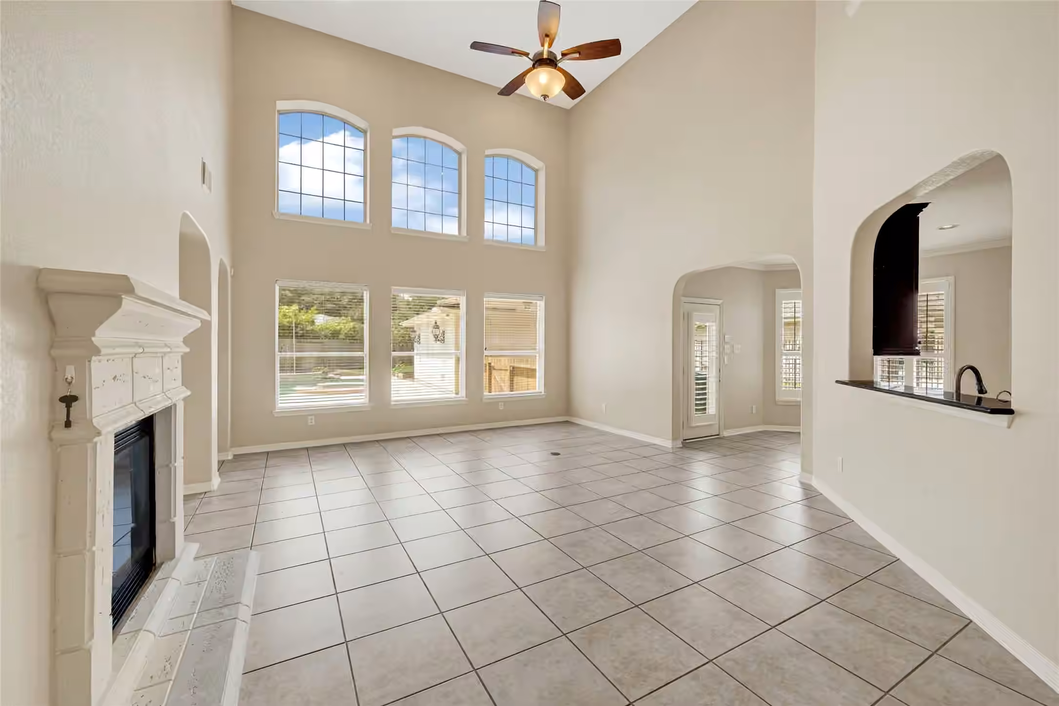 Photo 5 of 3906 Point Cuero Court, Katy, TX