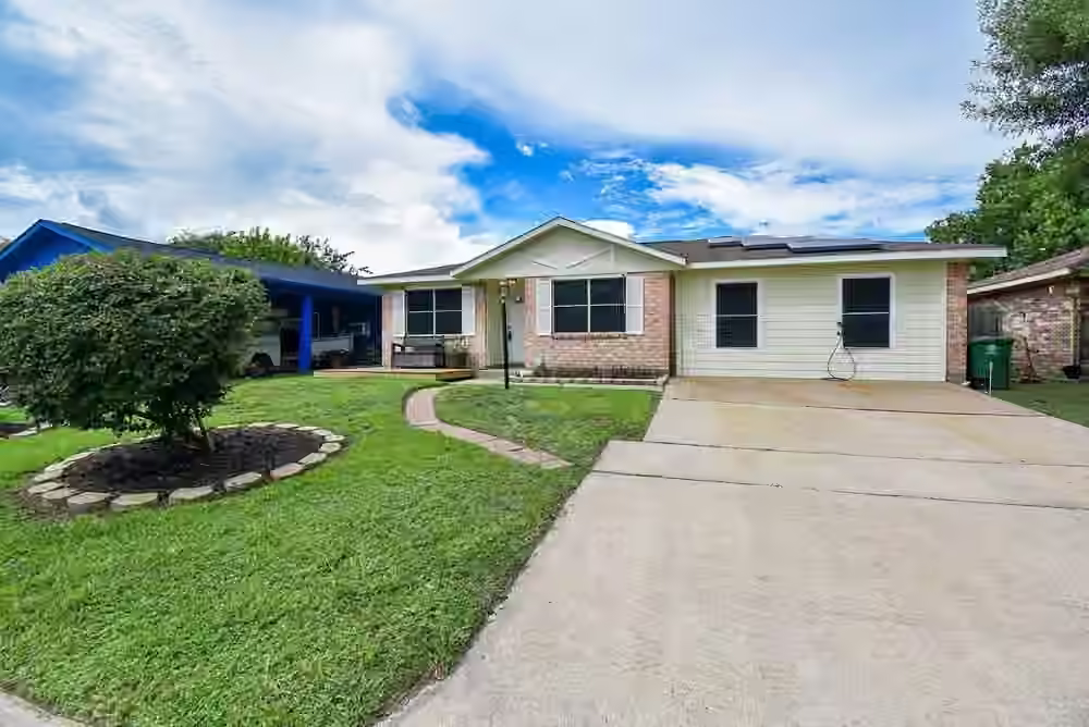 Photo of 12810 Mill Valley Road, Houston, TX 77048