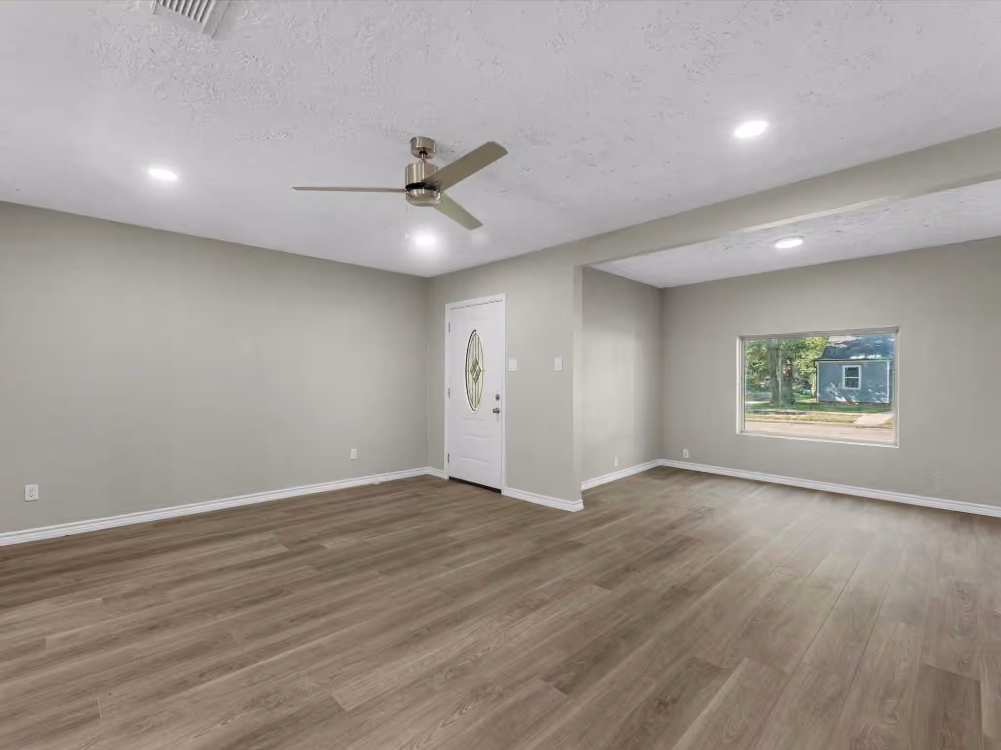 Photo 5 of 4513 Normandy Way, Houston, TX