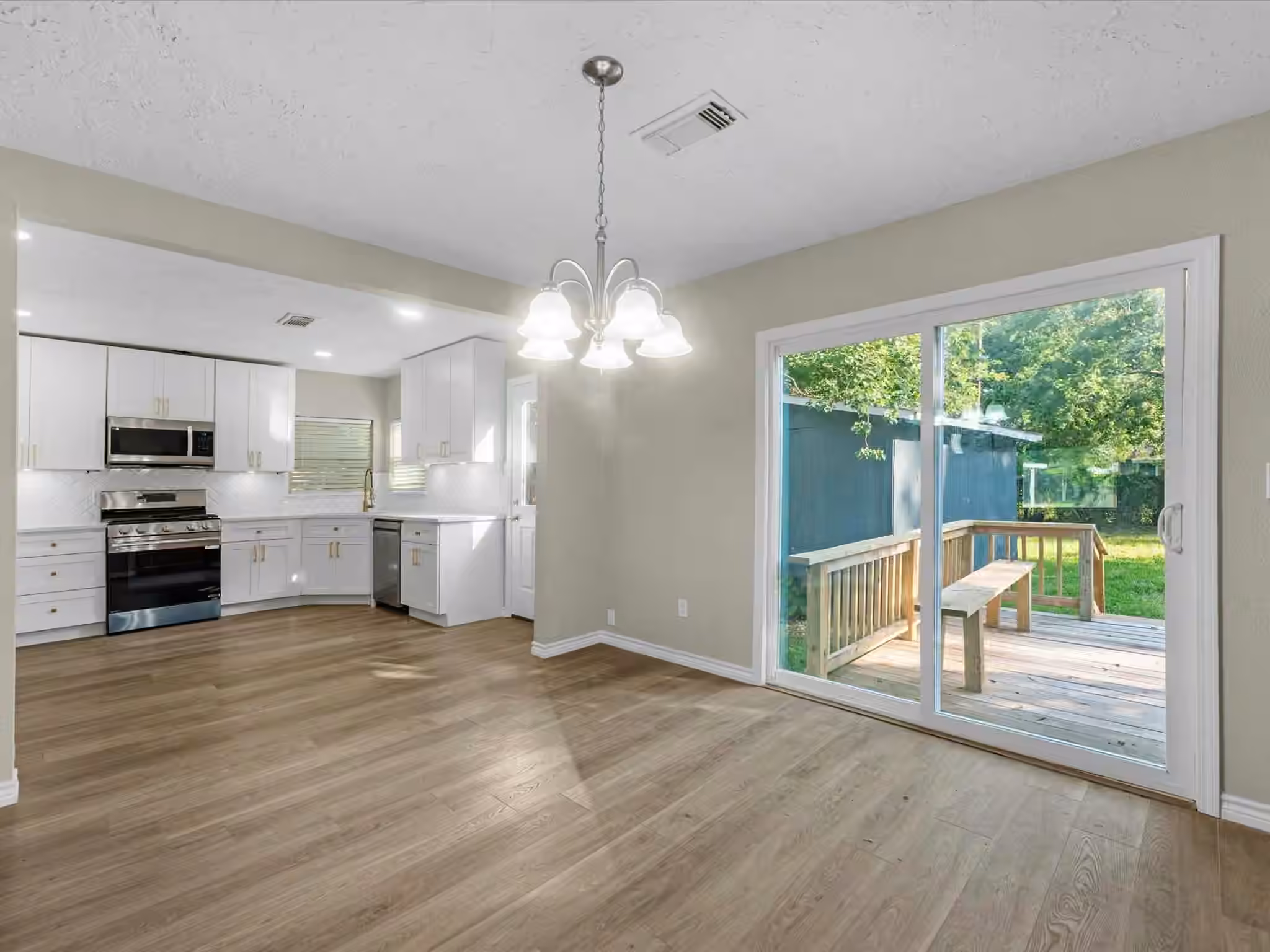 Photo 6 of 4513 Normandy Way, Houston, TX