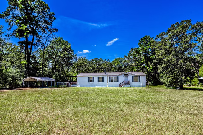Photo of 78 Haas Road, Huntsville, TX 77320