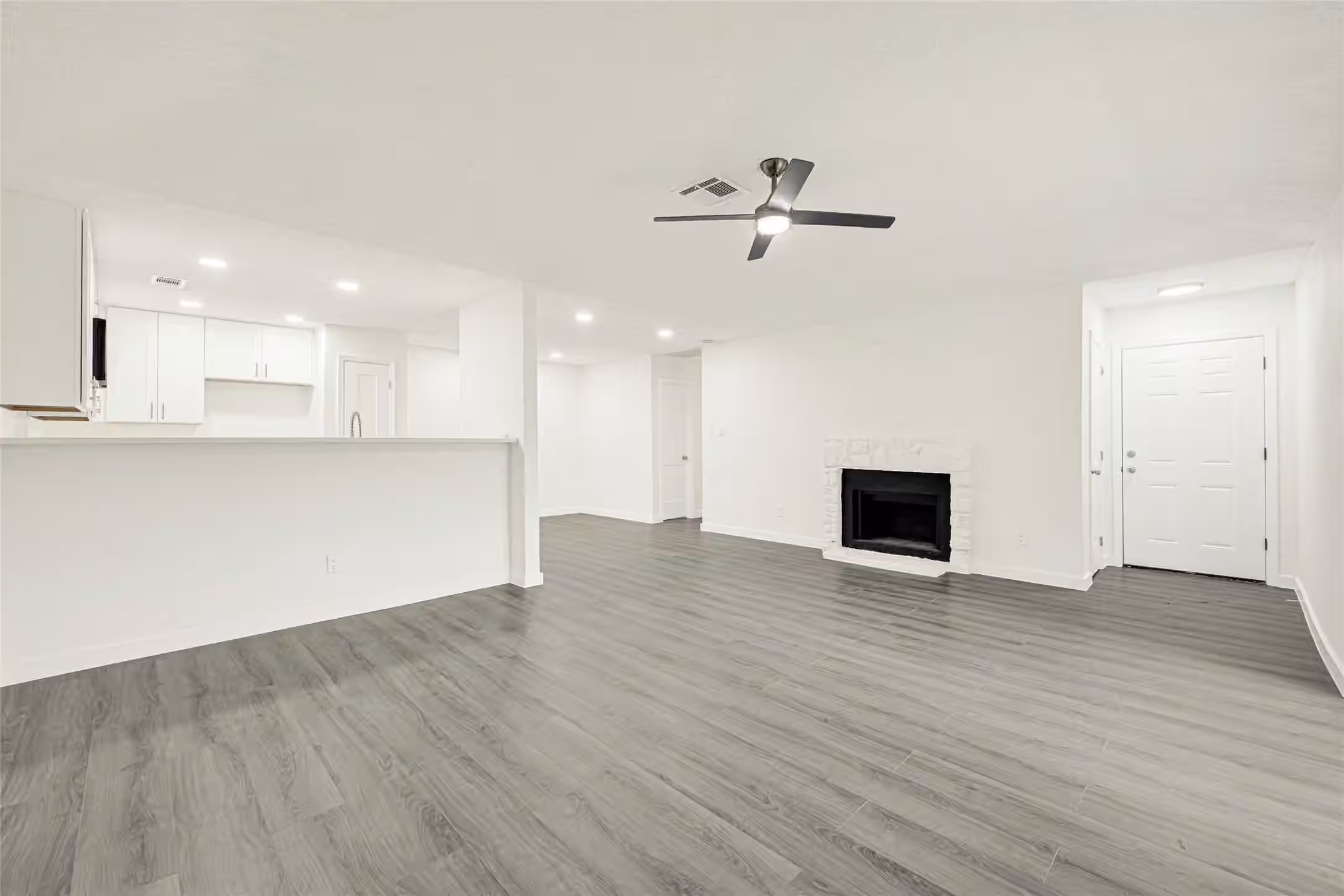 Photo of 5314 Gayla Lane, Baytown, TX 77521