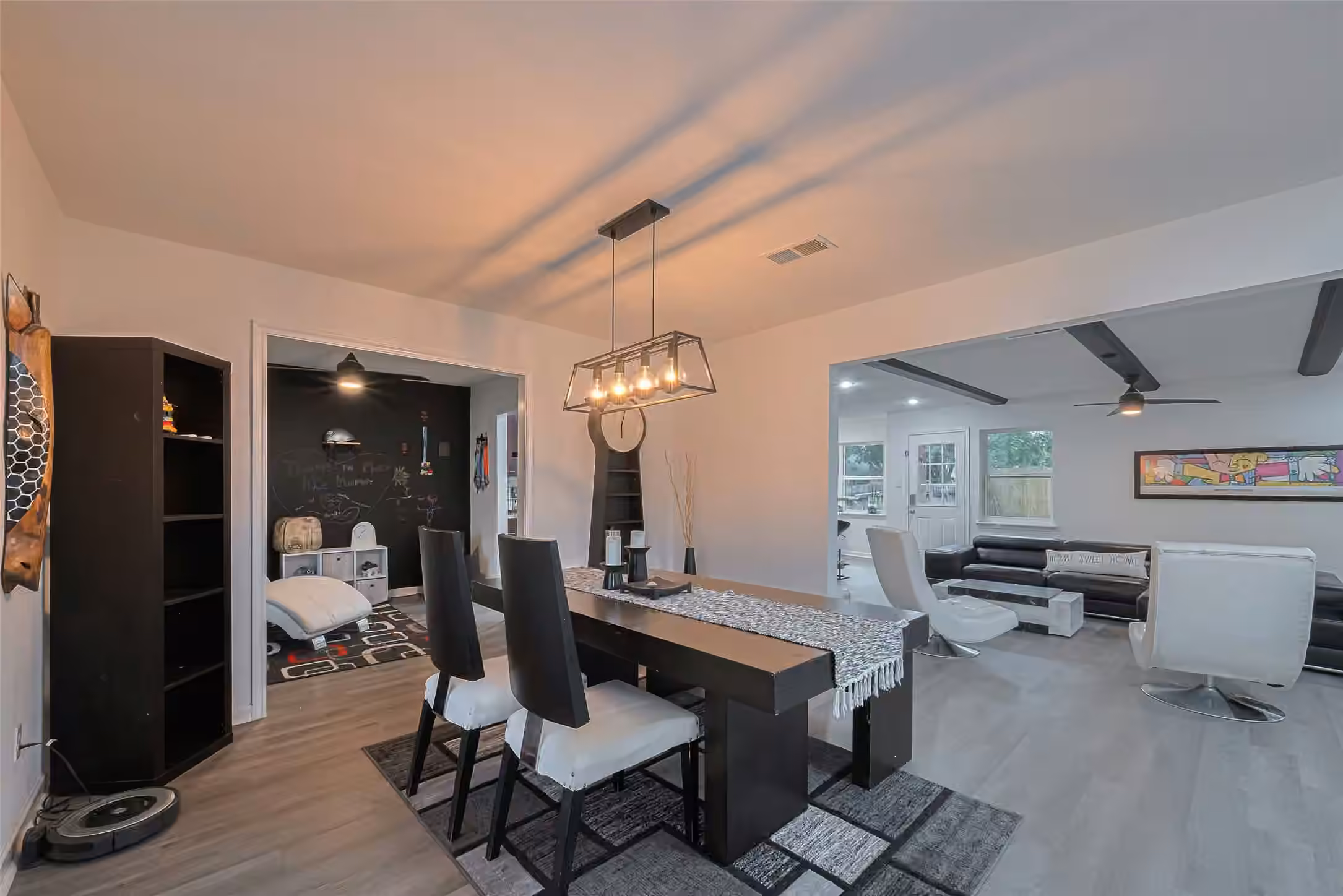 Photo 3 of 12602 Westleigh Drive, Houston, TX