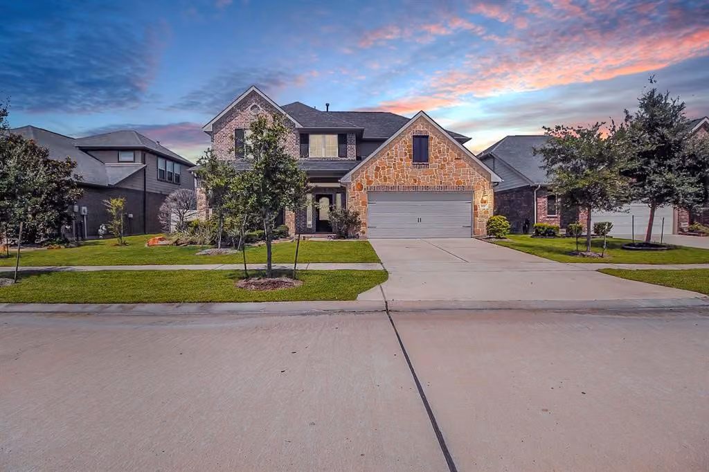 Photo 2 of 24906 LAKECREST PARK Drive, Katy, TX