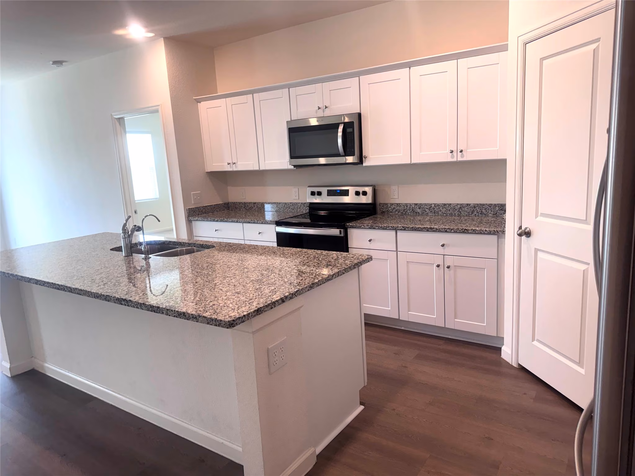 Photo 5 of 27310 Clear Breeze Drive, Katy, TX