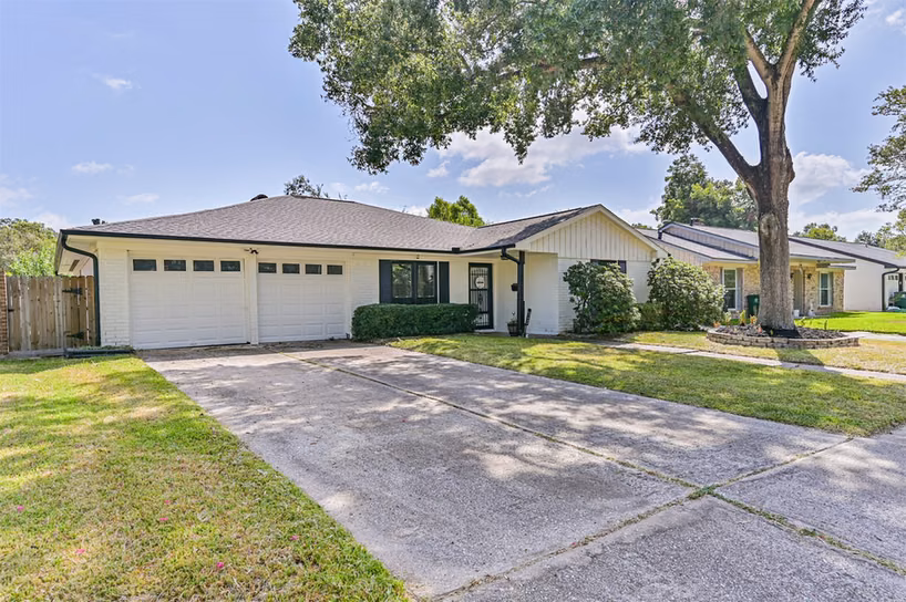 Photo 2 of 15711 Sea Liner Drive, Houston, TX