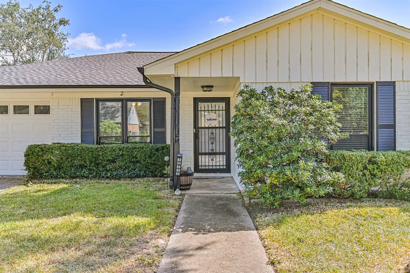 Photo 4 of 15711 Sea Liner Drive, Houston, TX