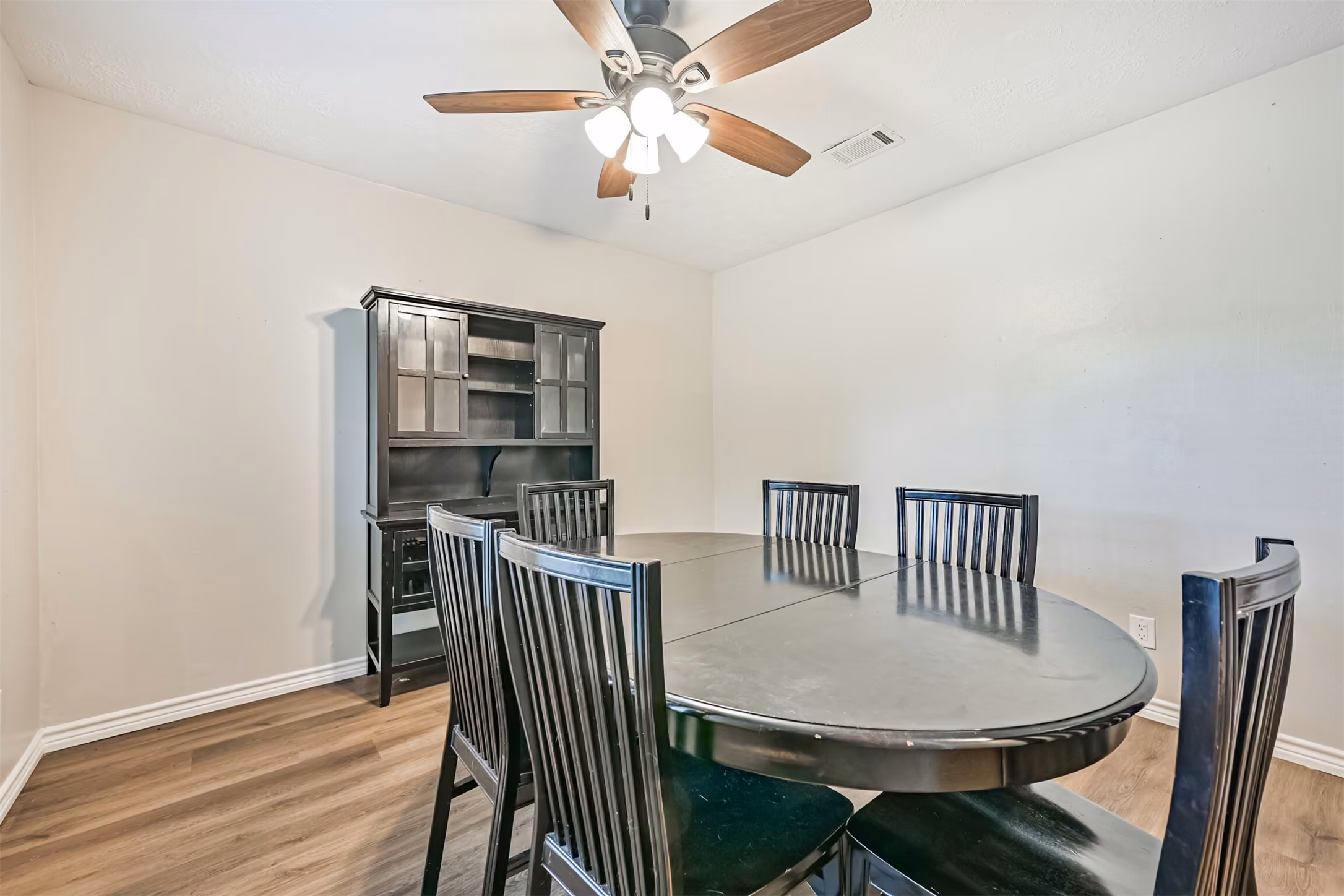 Photo 7 of 15711 Sea Liner Drive, Houston, TX