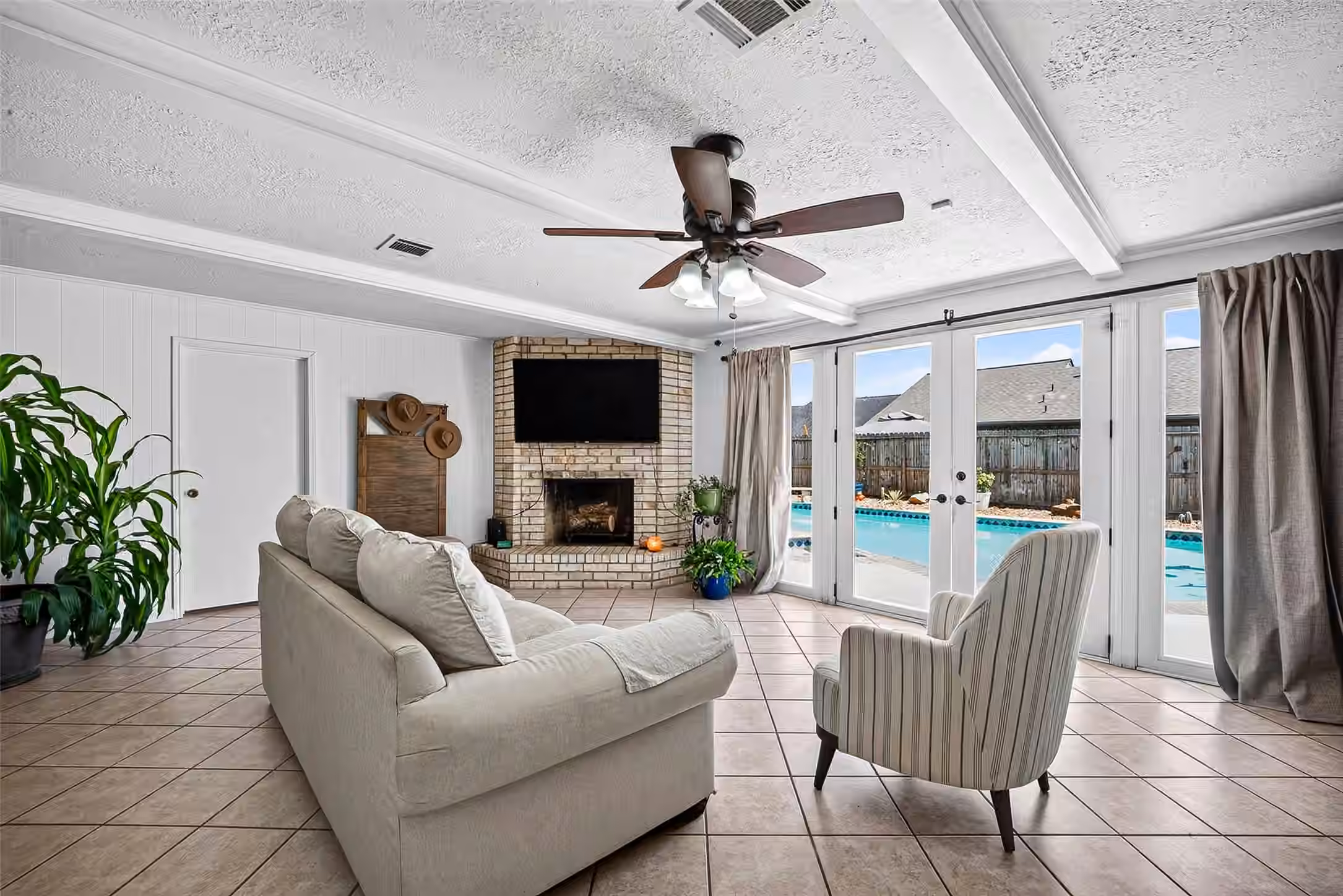 Photo of 4810 Pocahontas Drive, Pasadena, TX