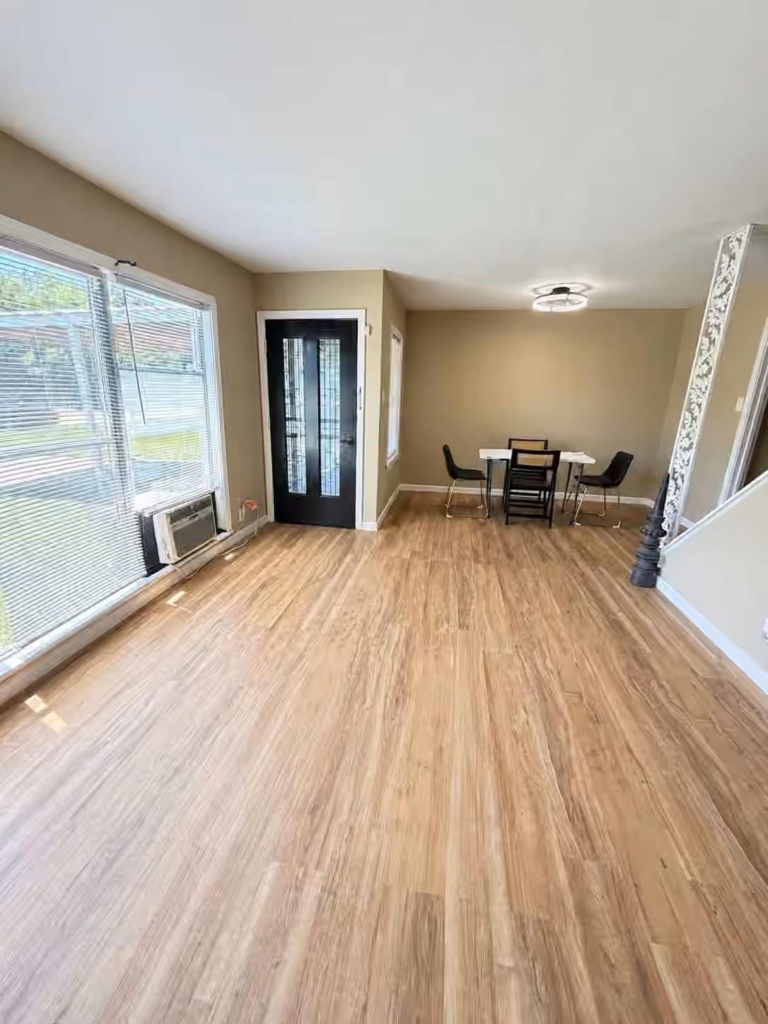 Photo 4 of 3831 Alberta Street, Houston, TX
