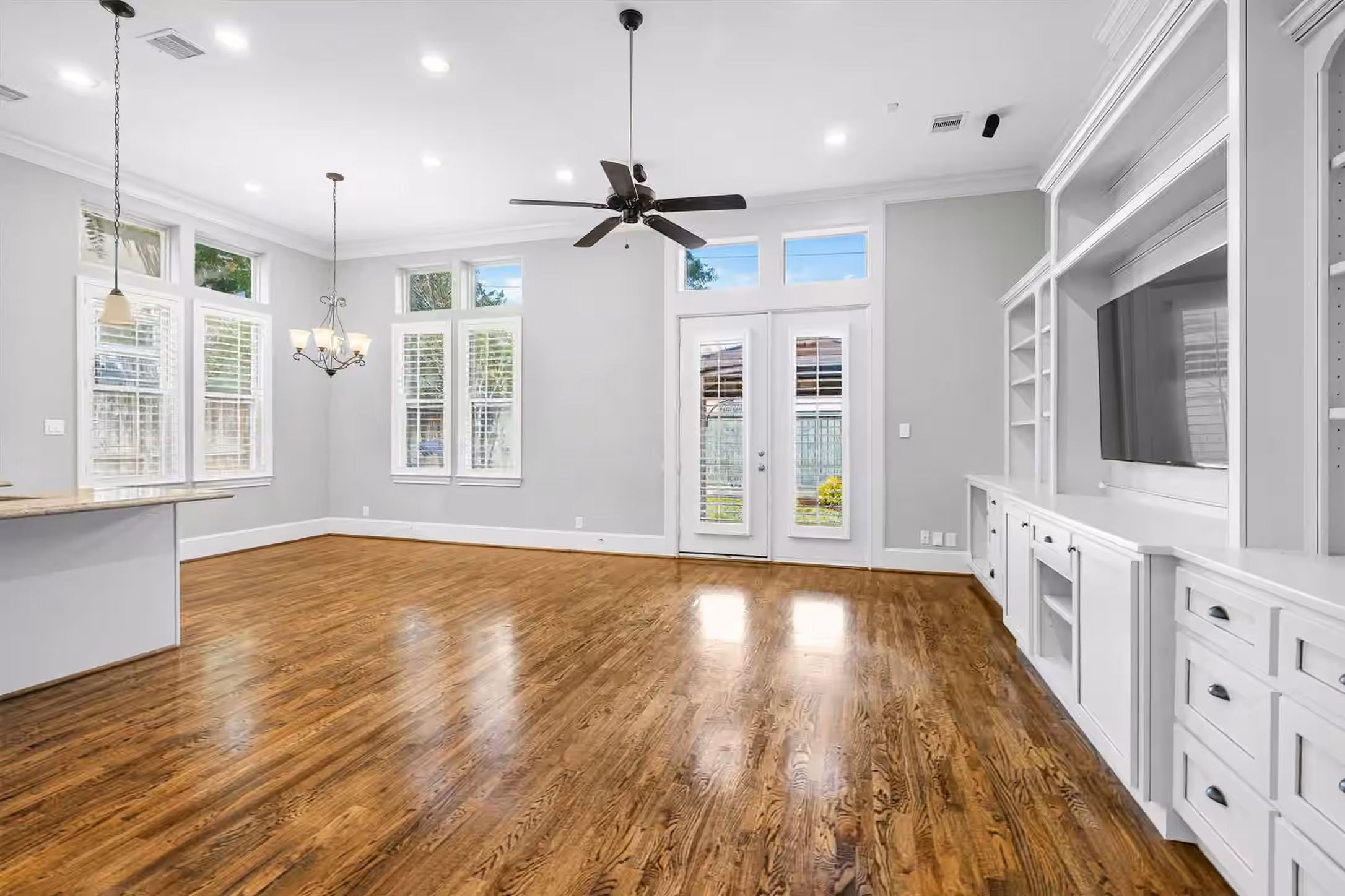 Photo 5 of 1660 Wrenwood Lakes, Houston, TX