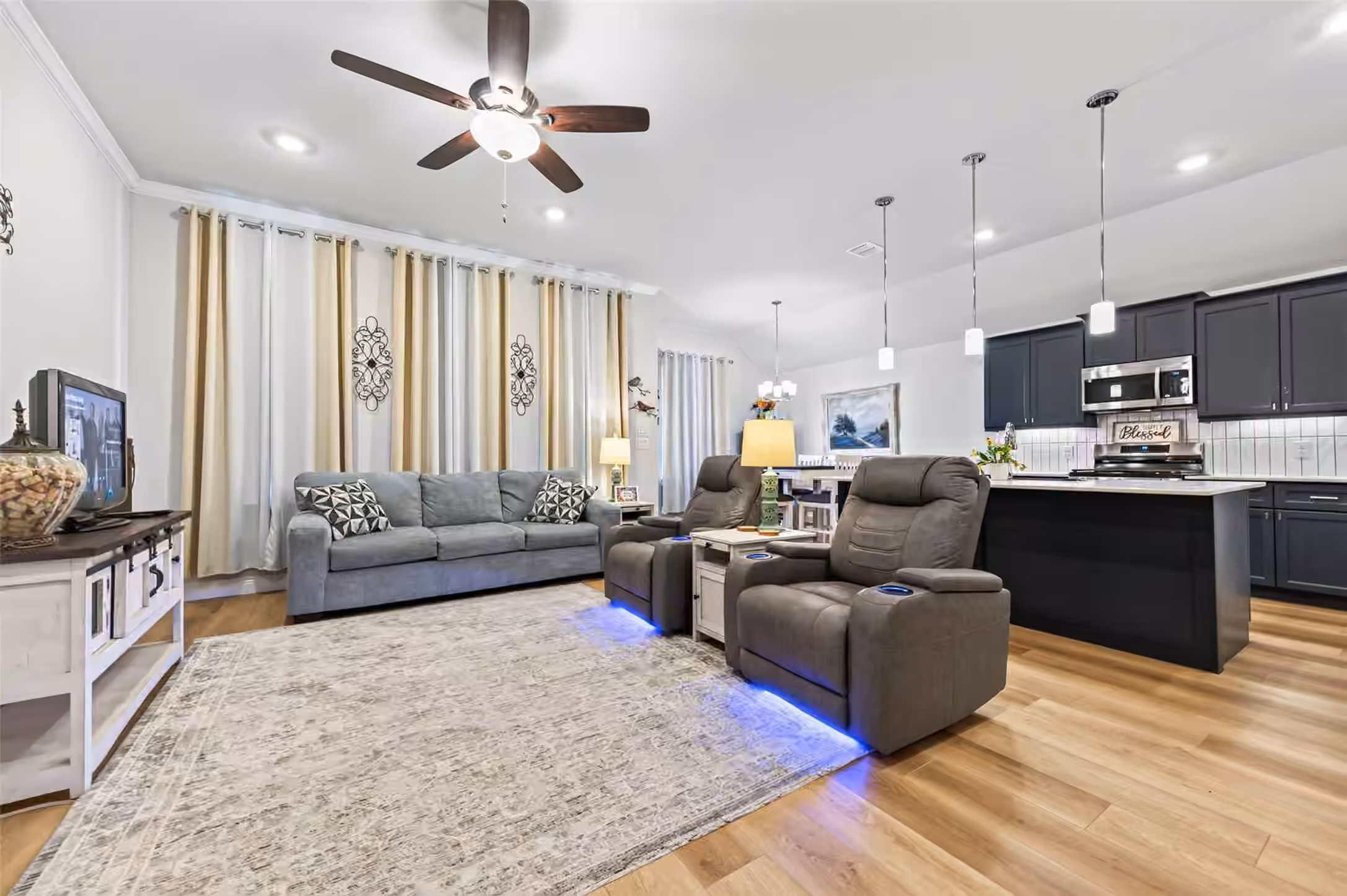 Photo 4 of 12022 Noble Heart Drive, Willis, TX