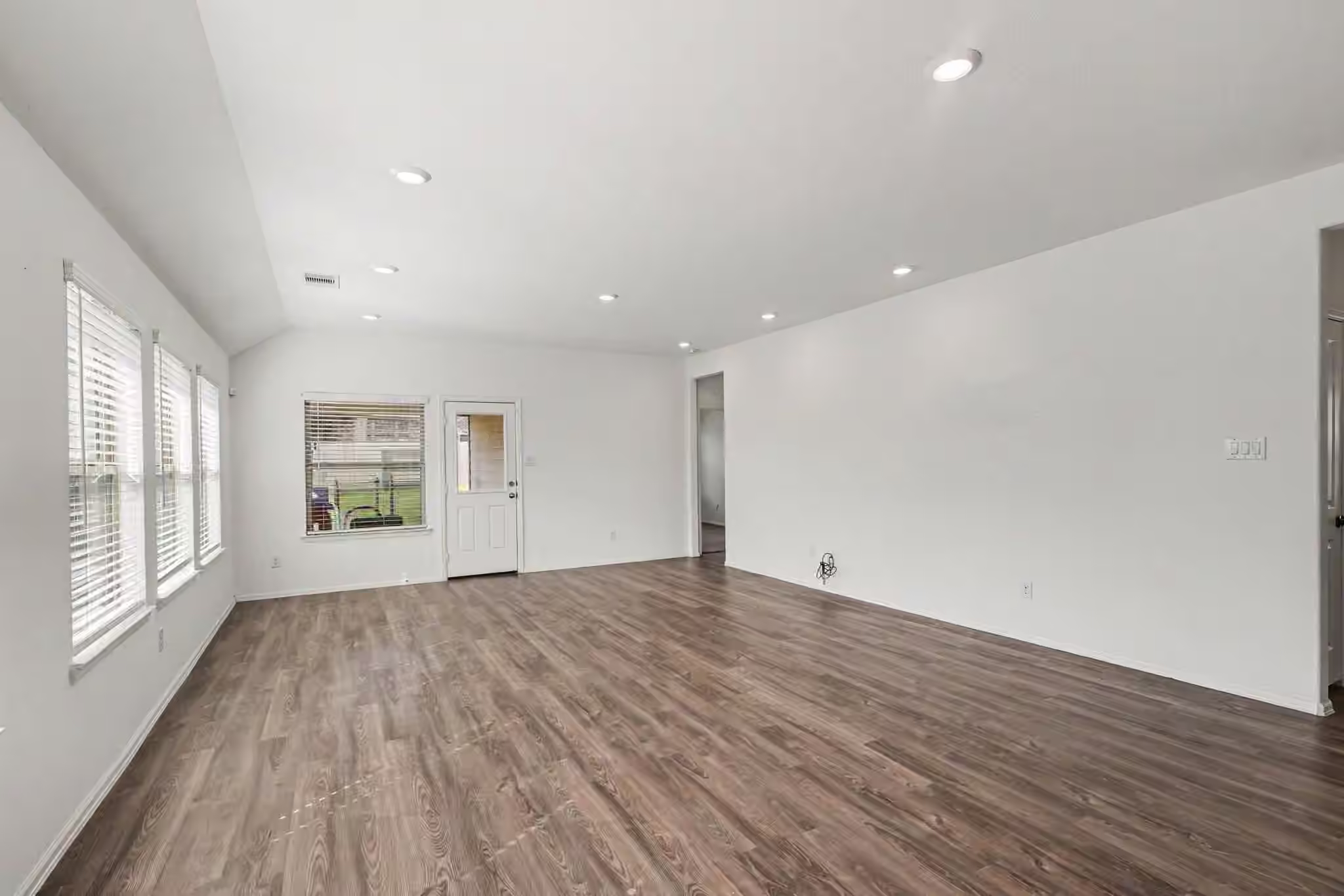 Photo 3 of 23720 Pagliano Court, New Caney, TX