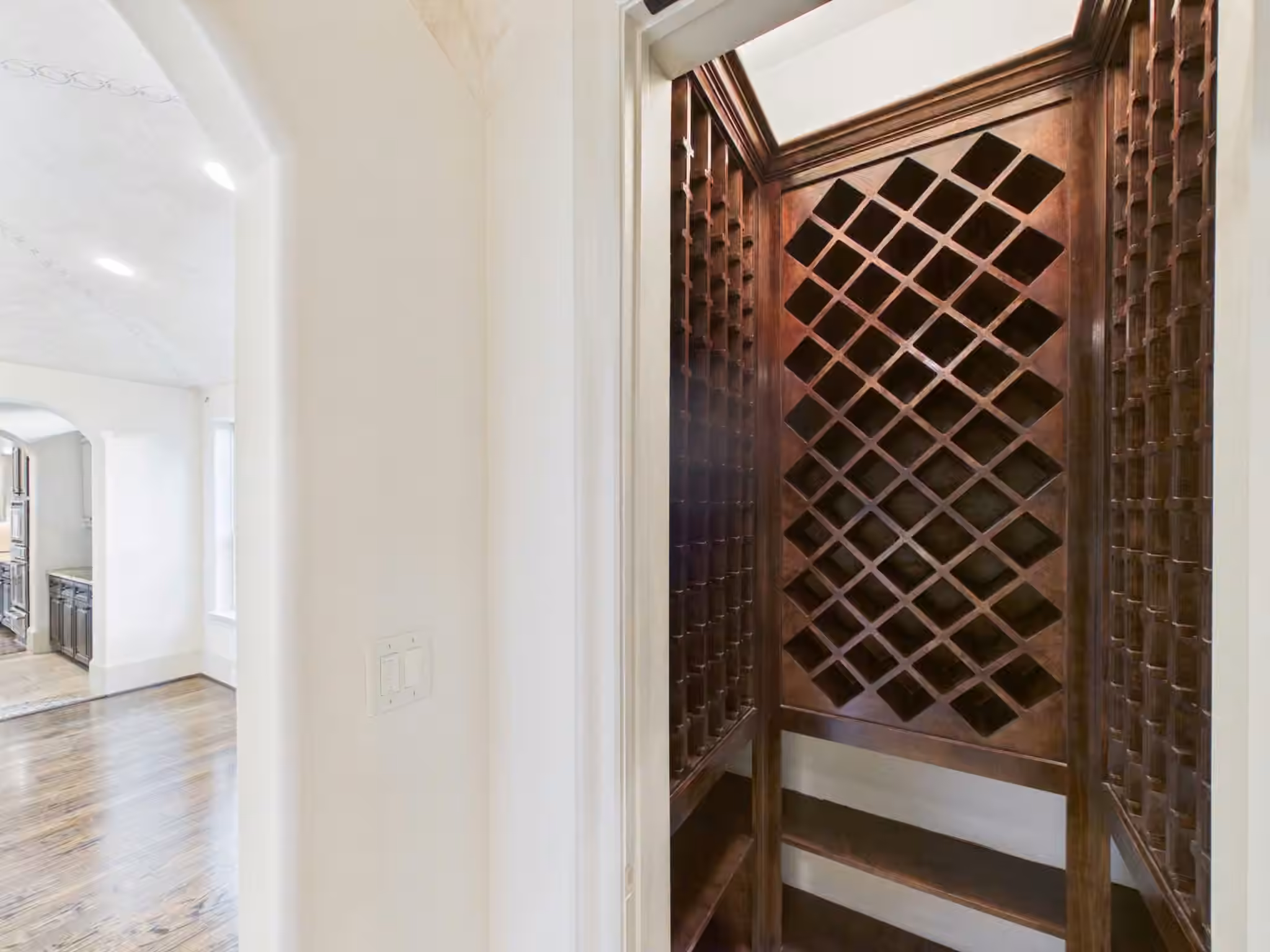 Photo 6 of 4003 Dumbarton Street, Houston, TX