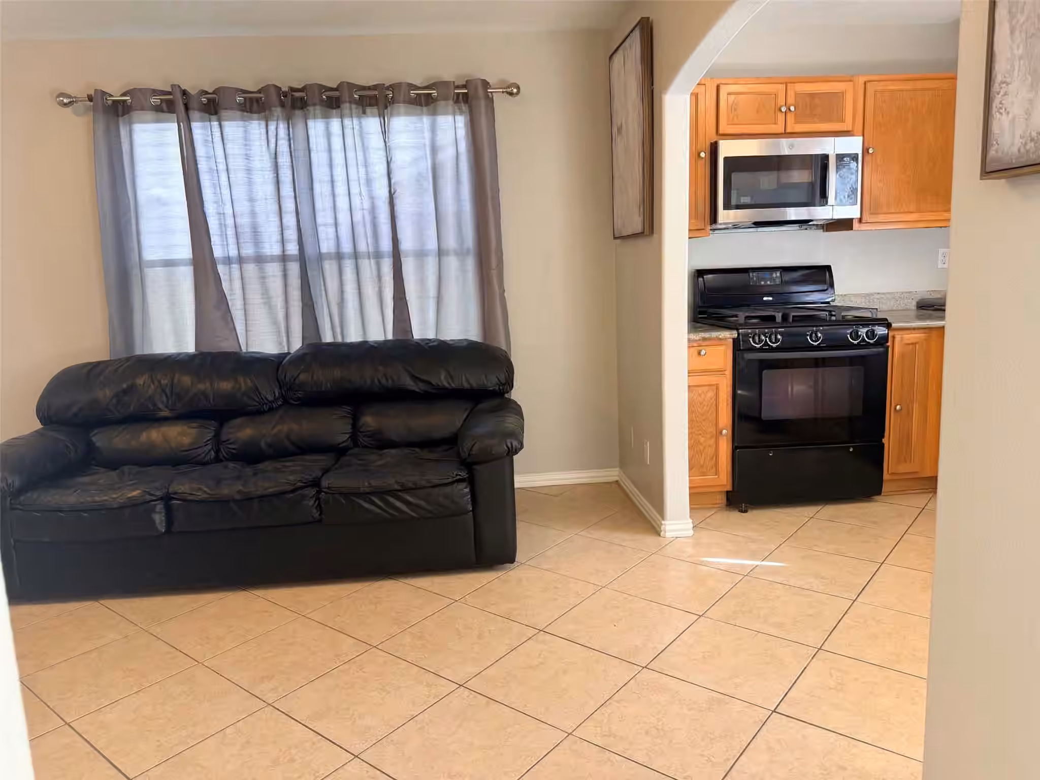 Photo 4 of 3412 Township Grove Lane, Houston, TX