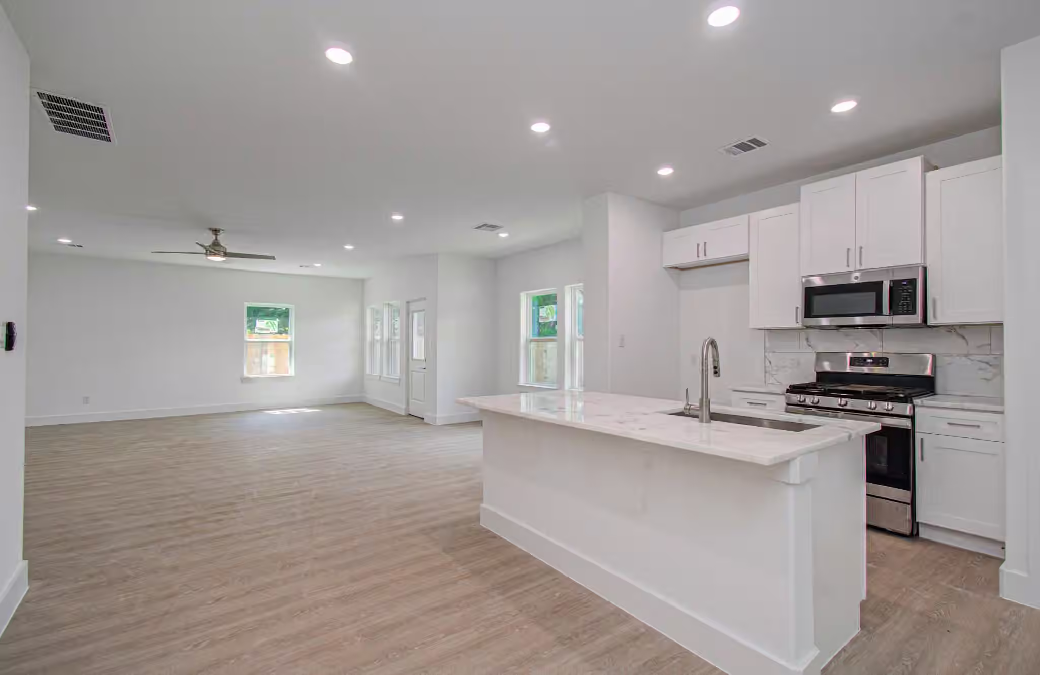 Photo of 5011 Yellowstone Boulevard, Houston, TX 77021