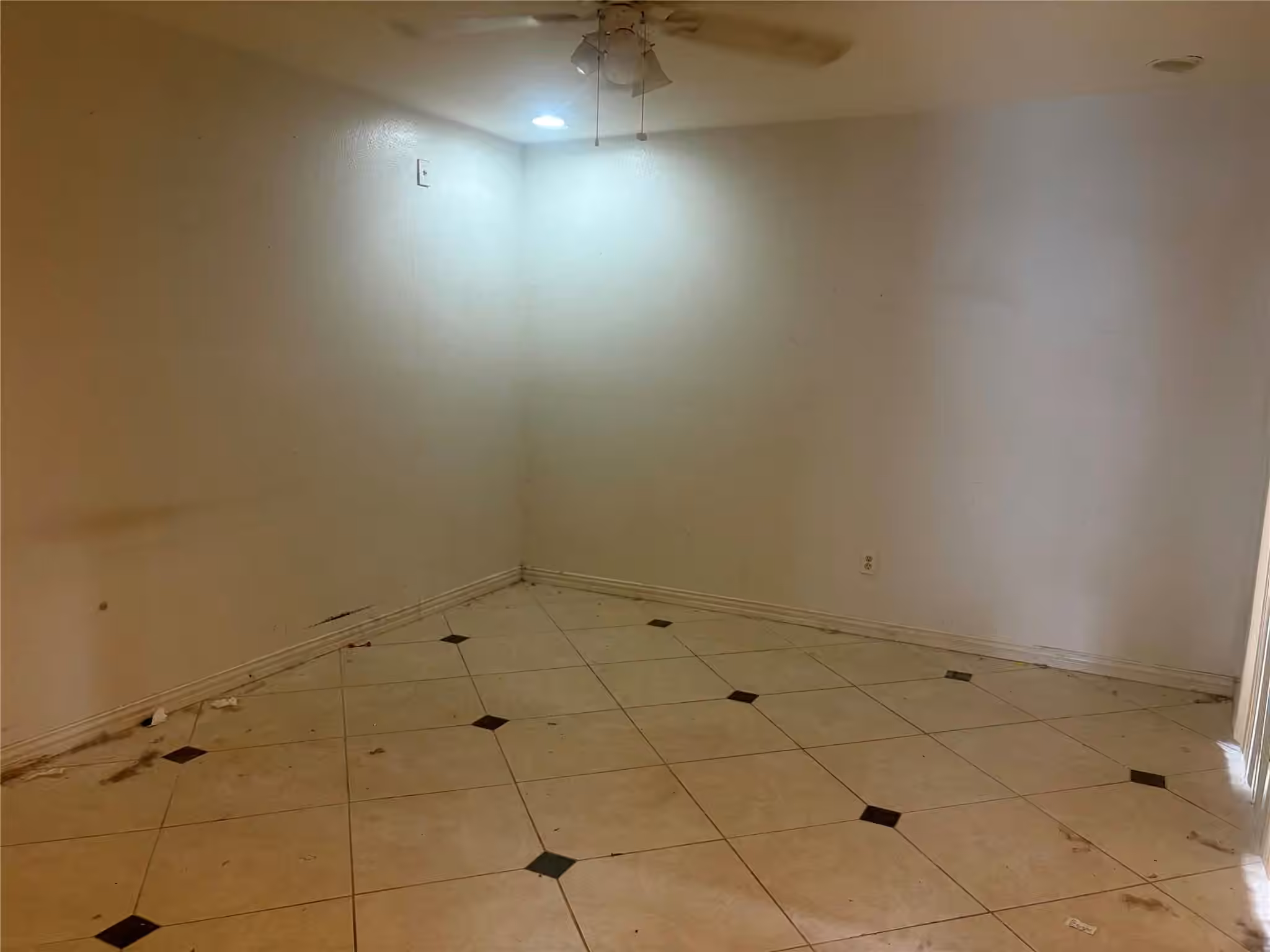 Photo 4 of 6701 Sands Point Drive 63, Houston, TX