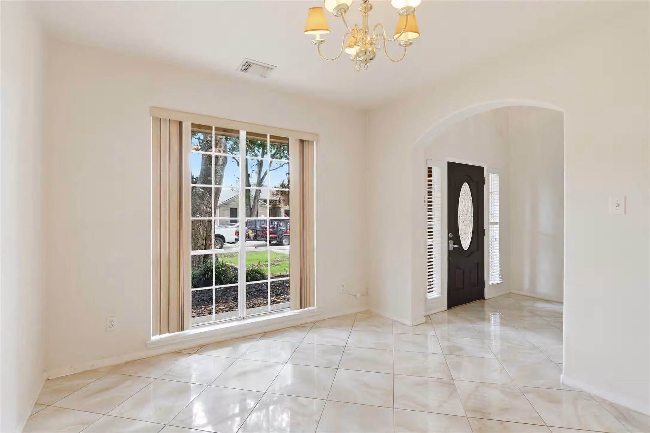 Photo 2 of 14419 Heron Marsh Drive, Cypress, TX