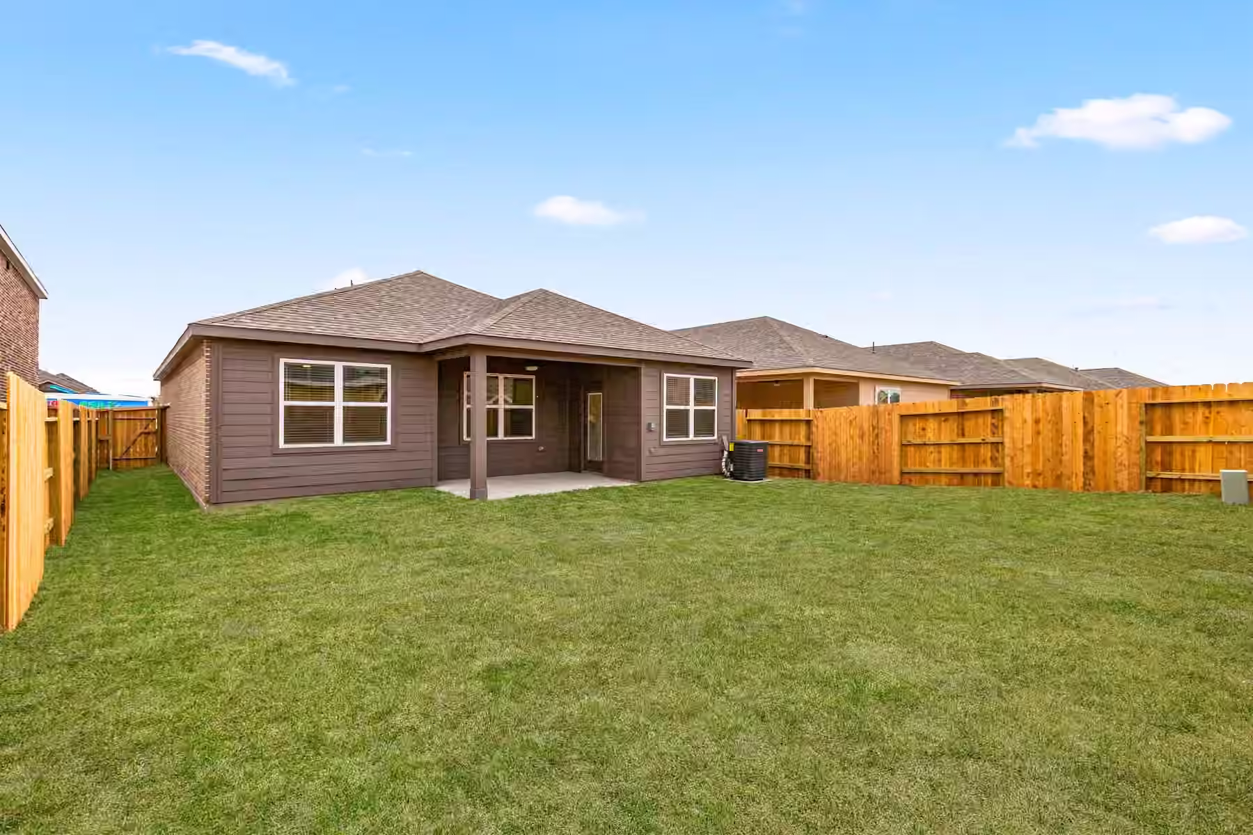 Photo 2 of 1127 Campside Drive, Beasley, TX