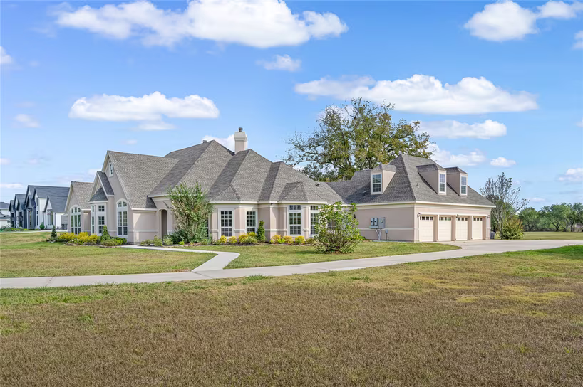 Photo 3 of 1810 Mccrary Road, Richmond, TX