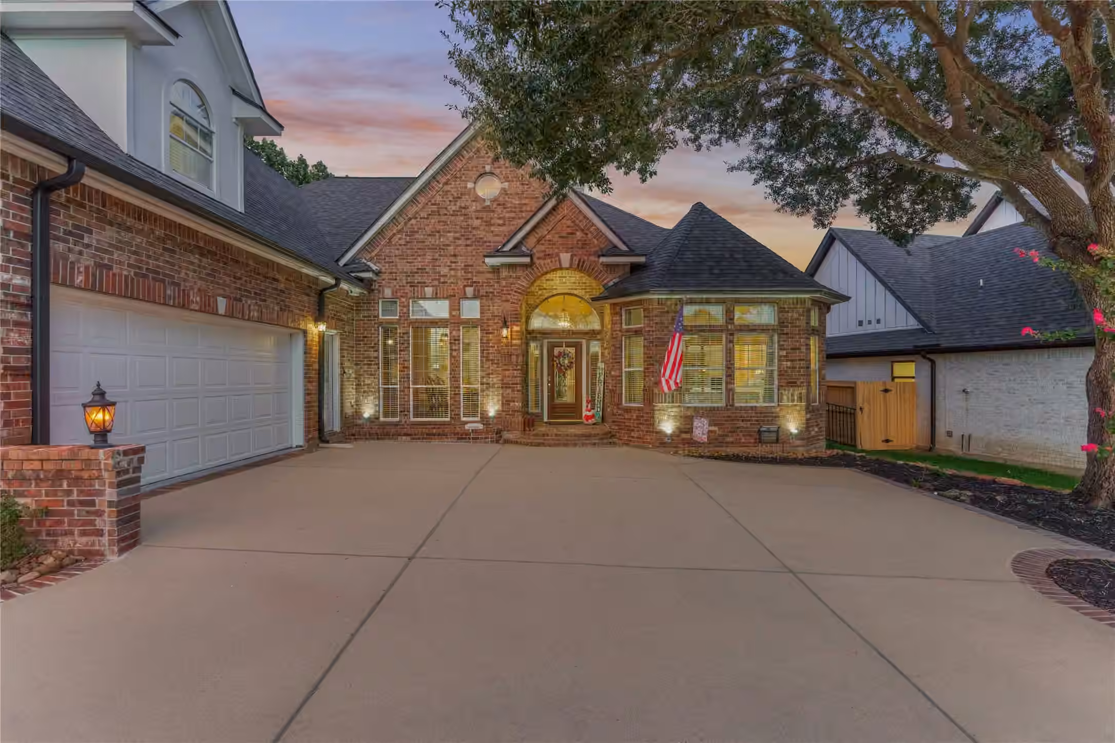 Photo 5 of 42 Naples Lane, Montgomery, TX