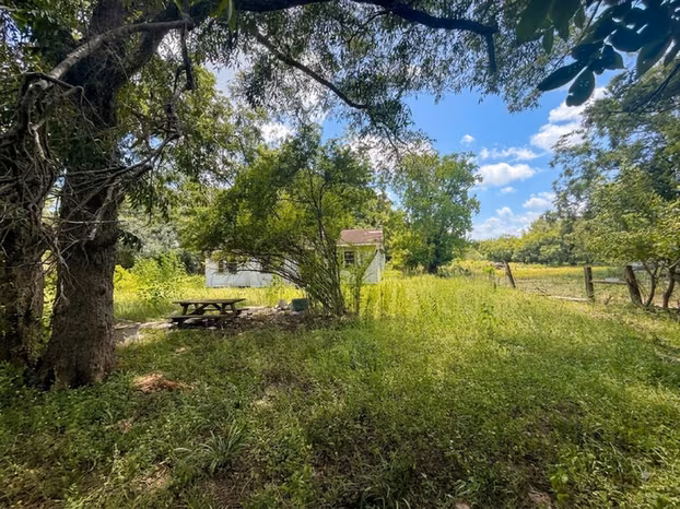 Photo 4 of 174 Bailey Road, Angleton, TX