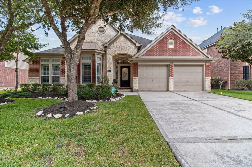 Photo of 2611 Brightlake Way Lane, Pearland, TX 77584