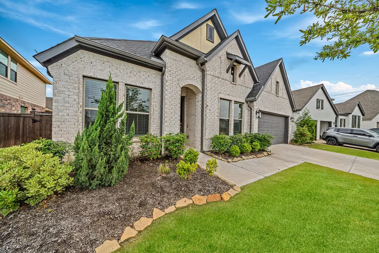 Photo 3 of 6743 Nighthawk Drive, Katy, TX