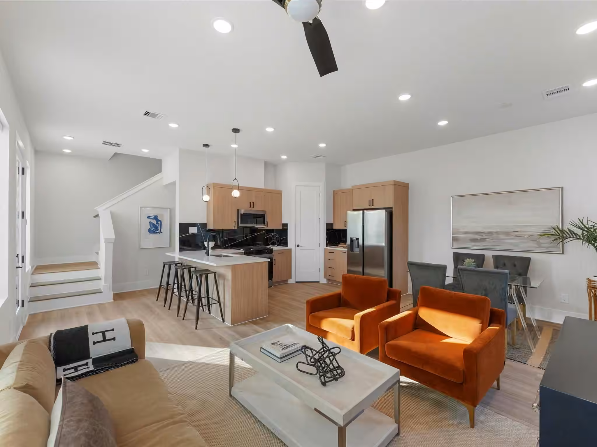 Photo 5 of 5310 Teodoro Lane, Houston, TX