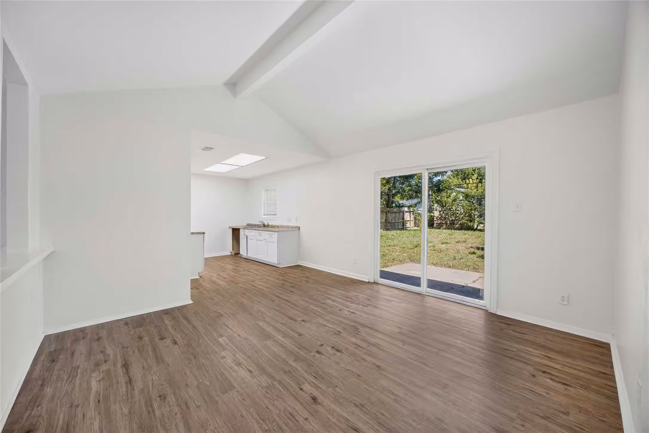Photo 7 of 5114 Heatherbrook Drive, Houston, TX