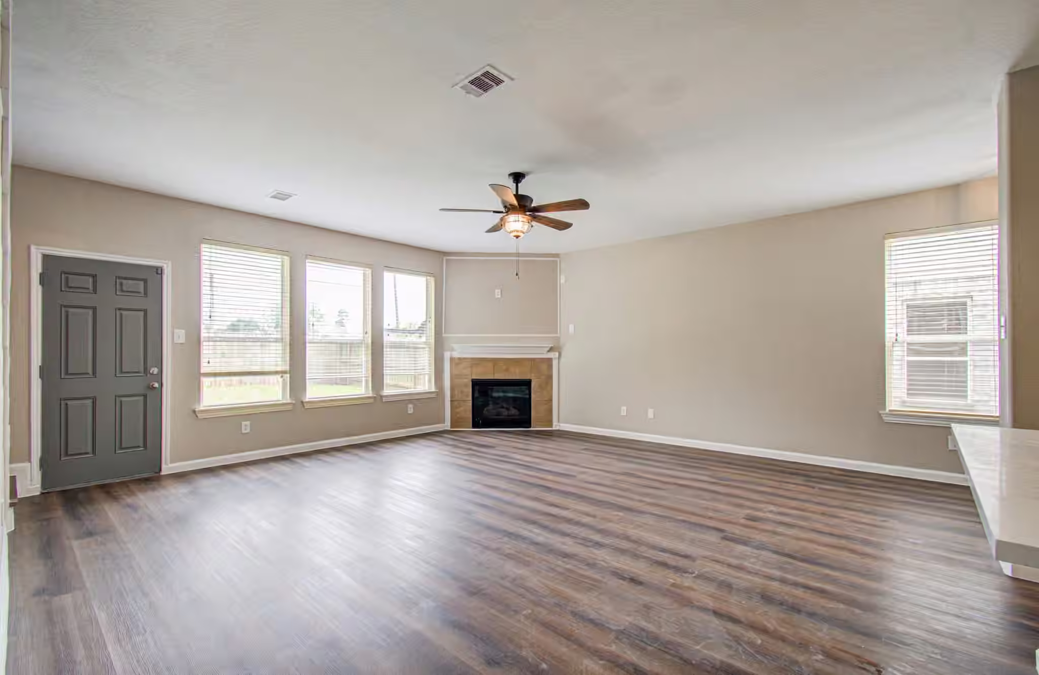 Photo 5 of 10542 Fire Sage Drive, Humble, TX