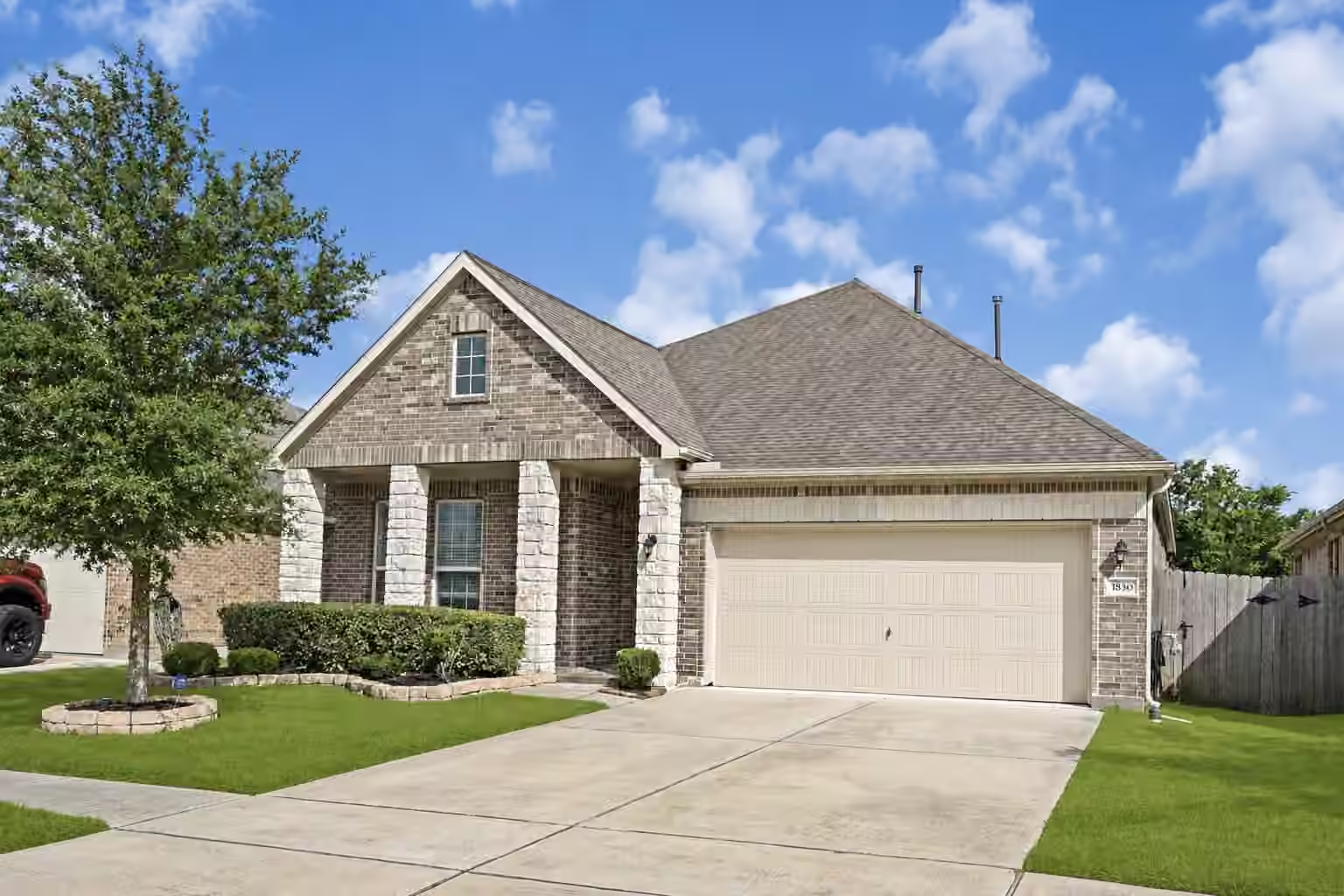 Photo of 1830 Alyssa Way, Alvin, TX