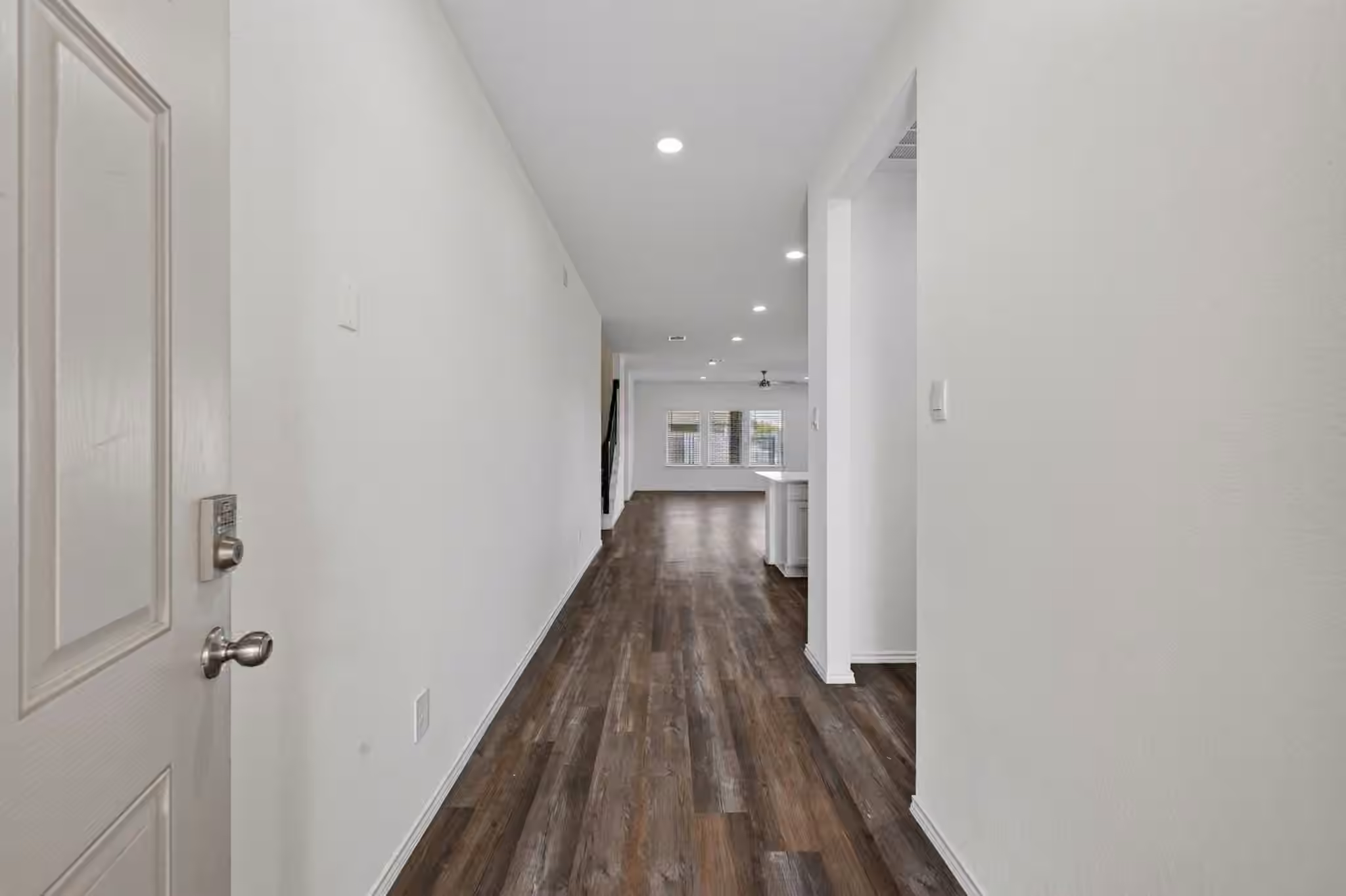 Photo 5 of 4900 Almond Terrace Drive, Katy, TX