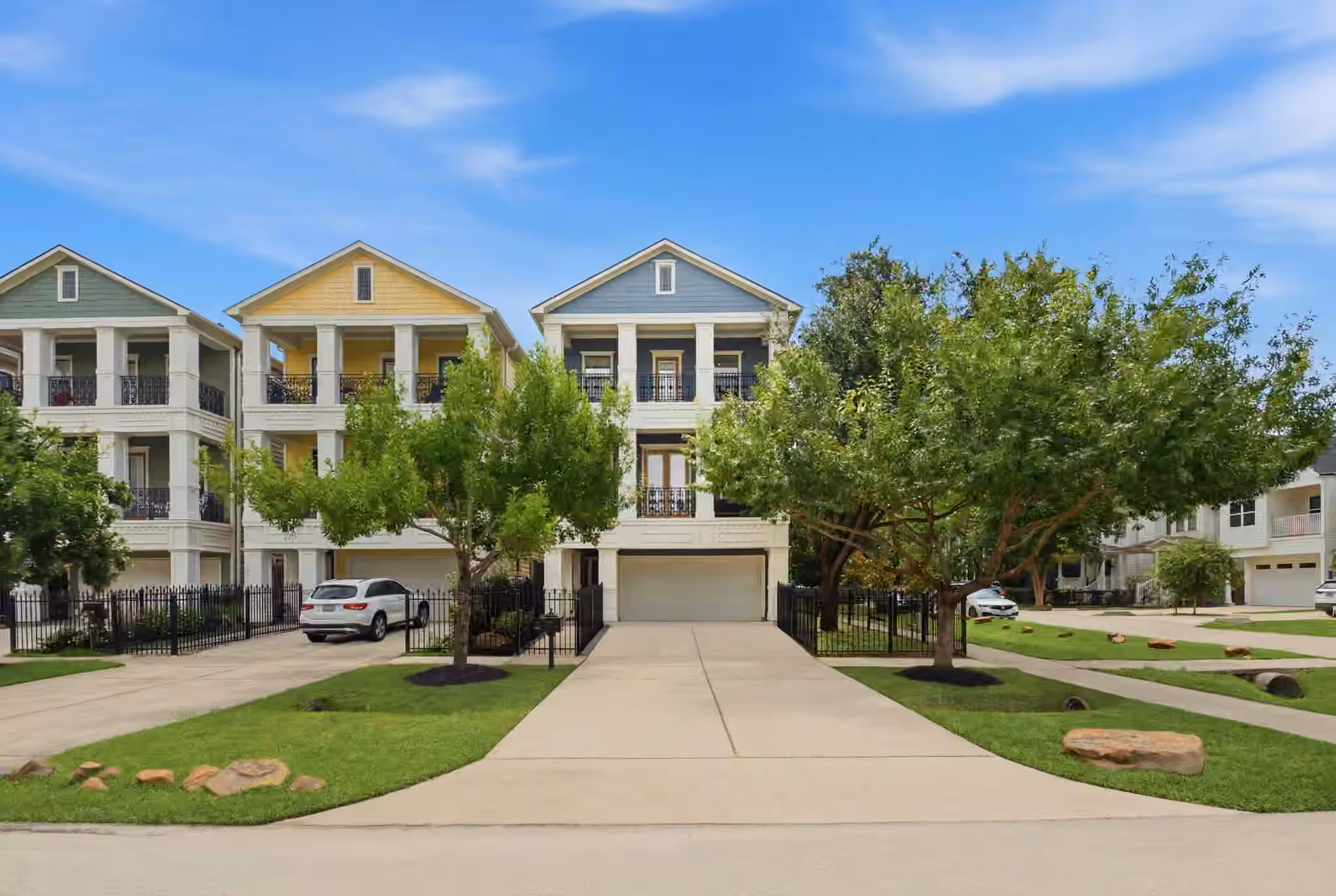 Photo 2 of 2702 Nicholson Street, Houston, TX