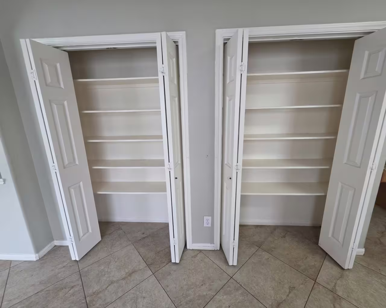 Photo 4 of 2706 Sterling Fields Drive, Pearland, TX