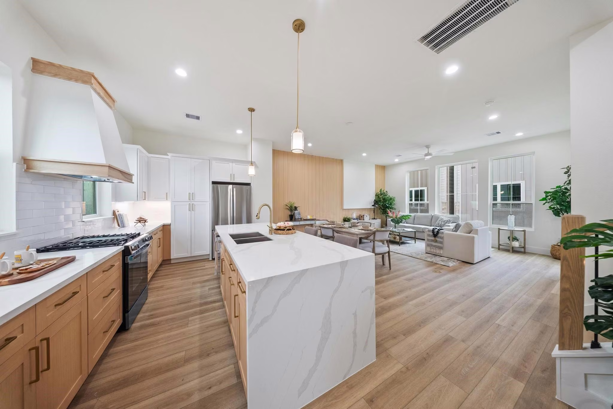 Photo 7 of 1106 Weiss Street, Houston, TX