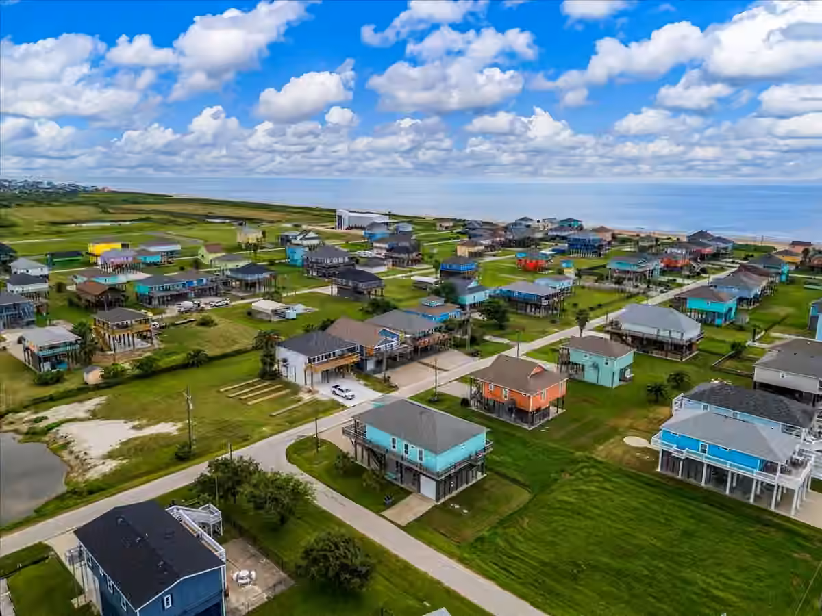 Photo 7 of 879 Wommack, Crystal Beach, TX