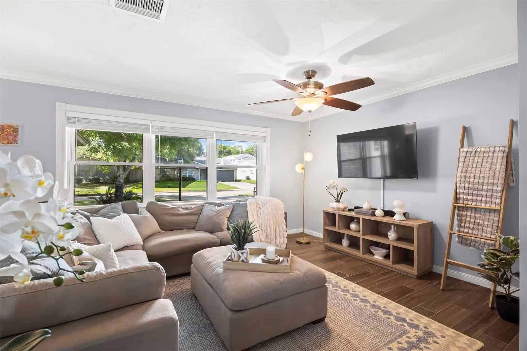 Photo of 5334 Saxon Drive, Houston, TX 77092