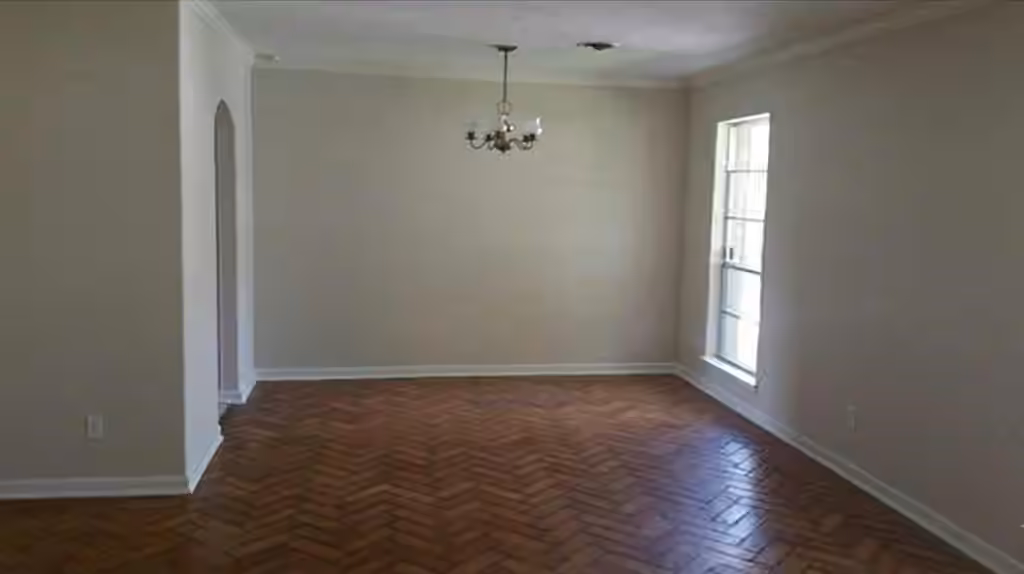 Photo 2 of 8835 Valley View Lane, Houston, TX