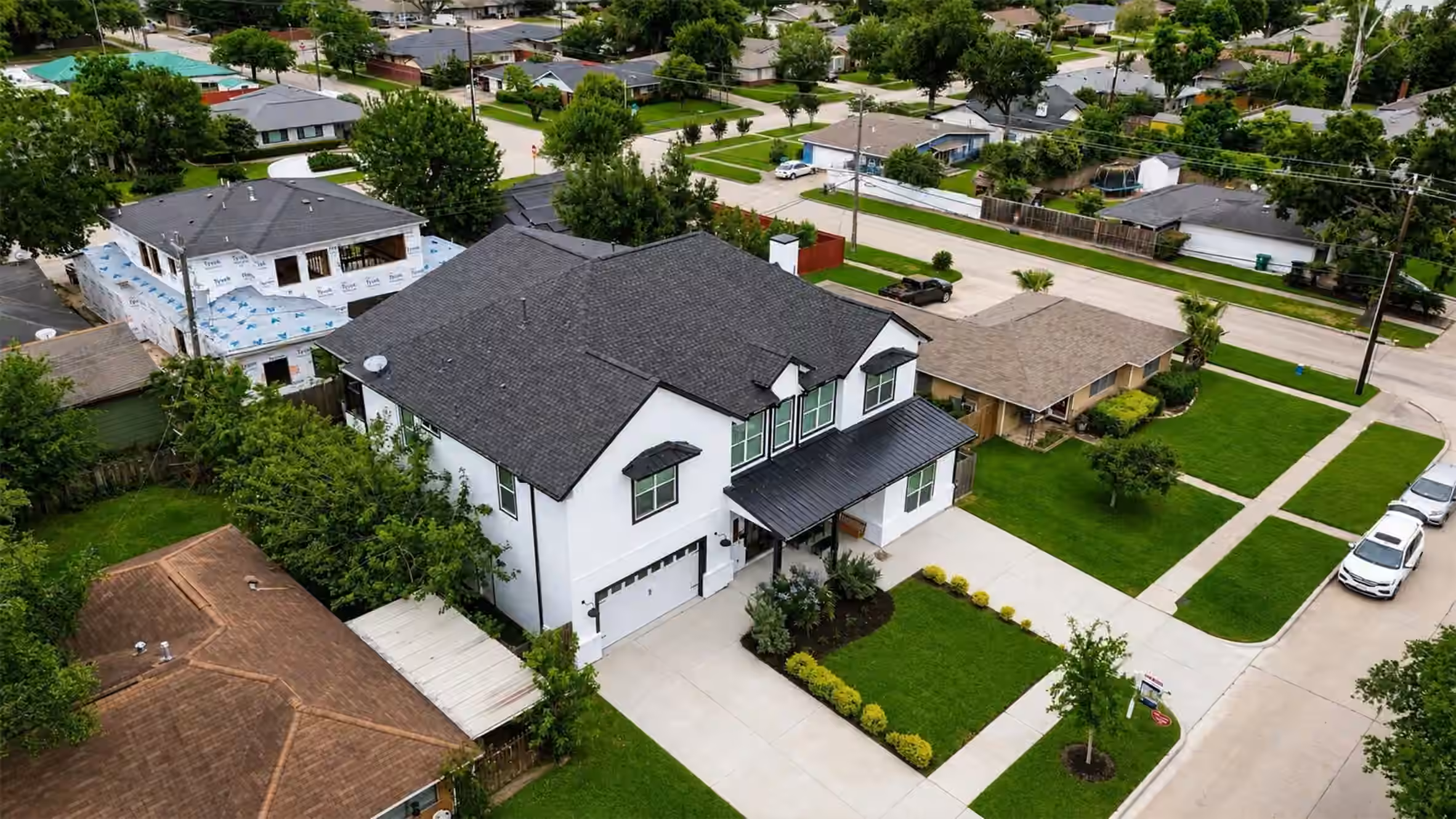 Photo 3 of 8006 Longridge Drive, Houston, TX