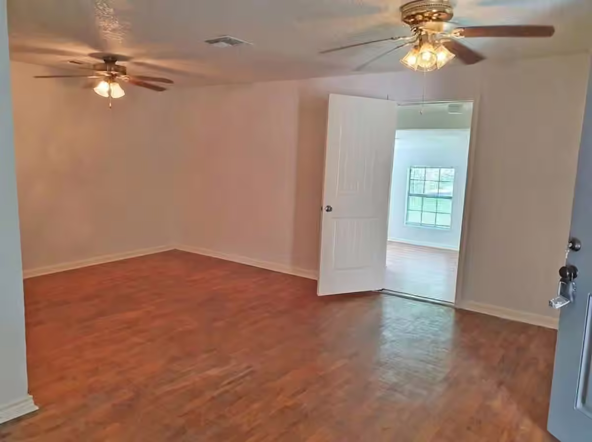 Photo 2 of 1272 Pecan Street, Clute, TX