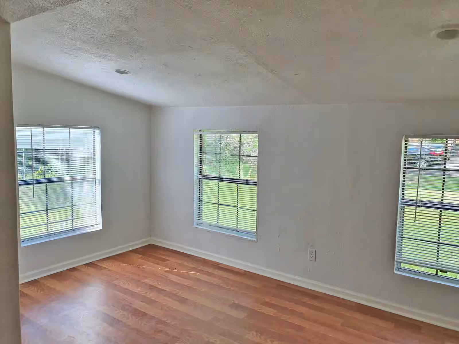 Photo 6 of 1272 Pecan Street, Clute, TX