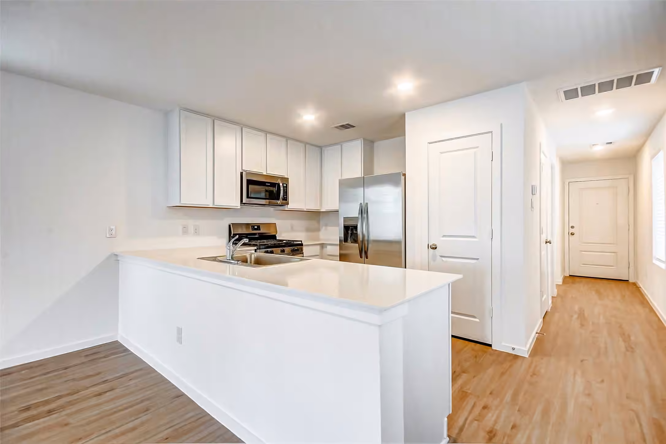 Photo 4 of 21309 Carosella Drive, New Caney, TX