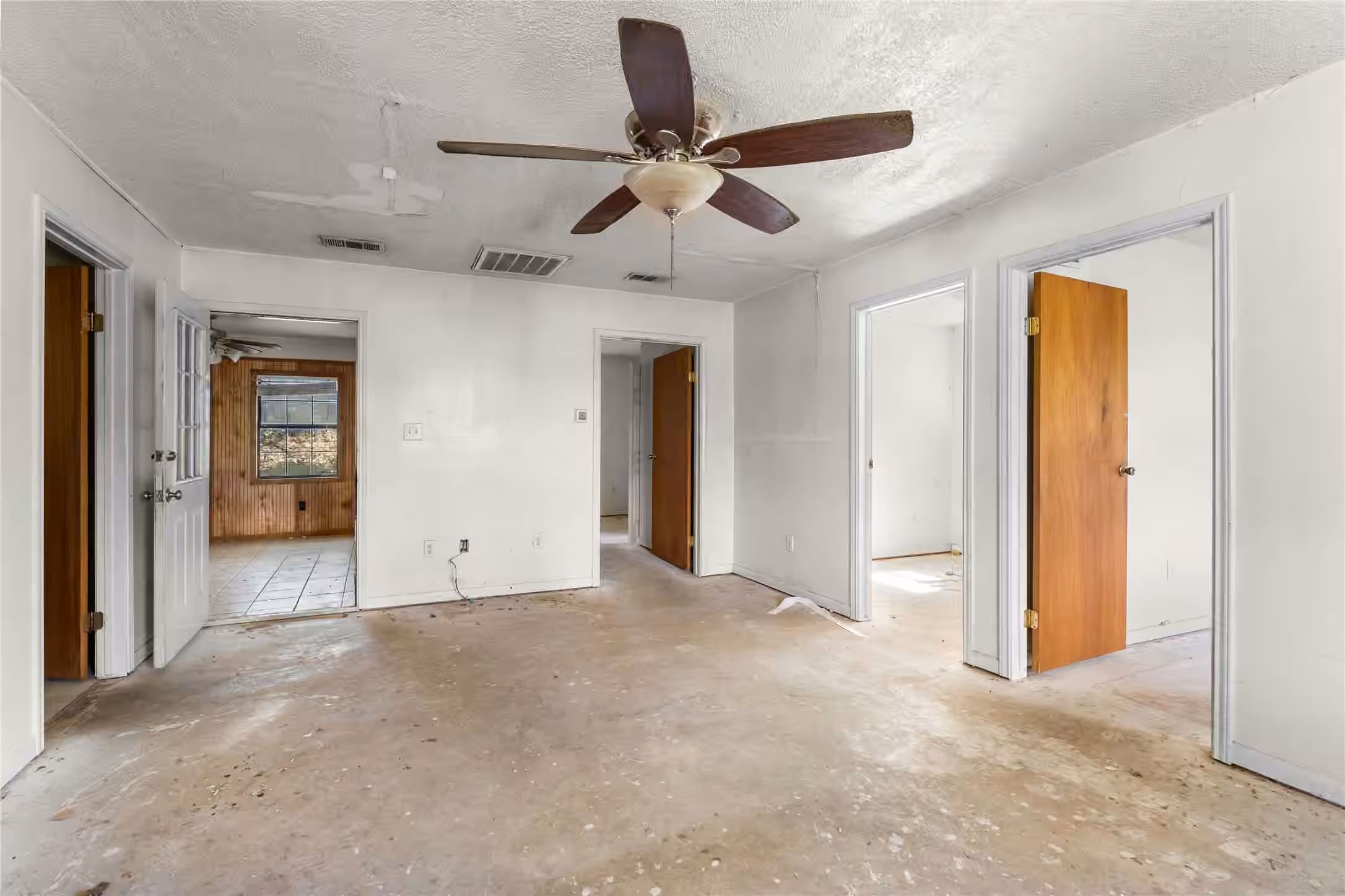 Photo 5 of 41902 FM 1774 Road, Magnolia, TX
