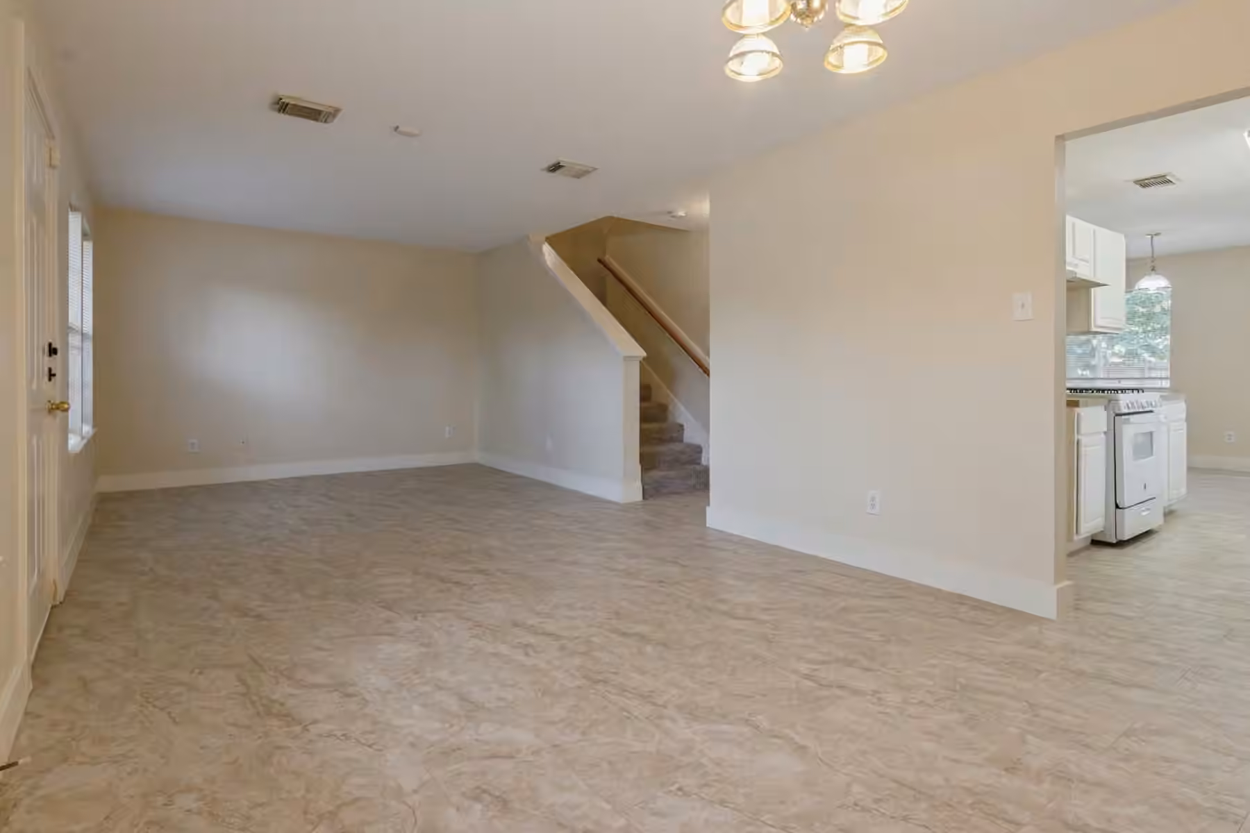 Photo 6 of 439 Laurel Timbers Drive, Houston, TX